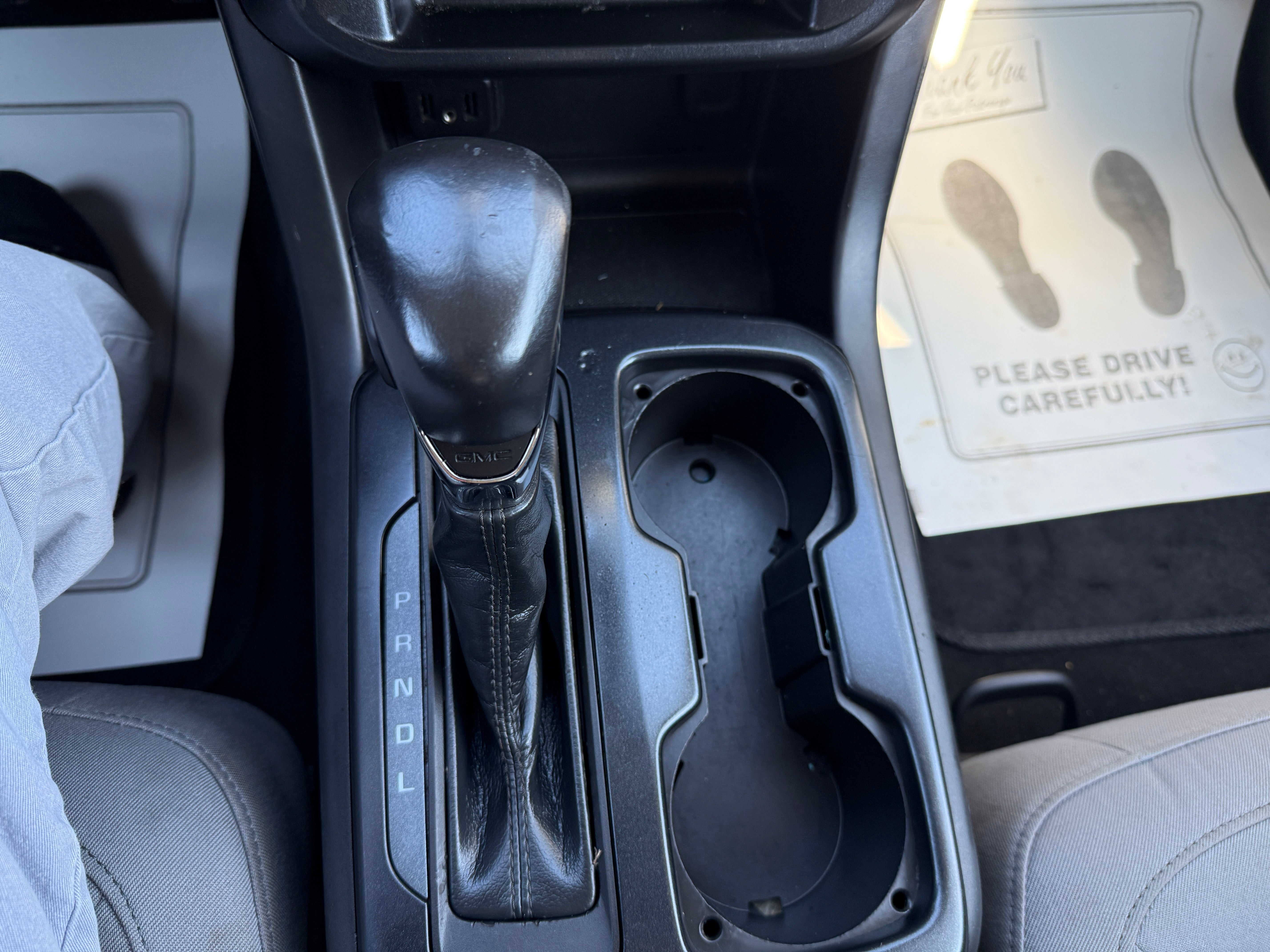 2022 GMC Canyon Elevation Standard