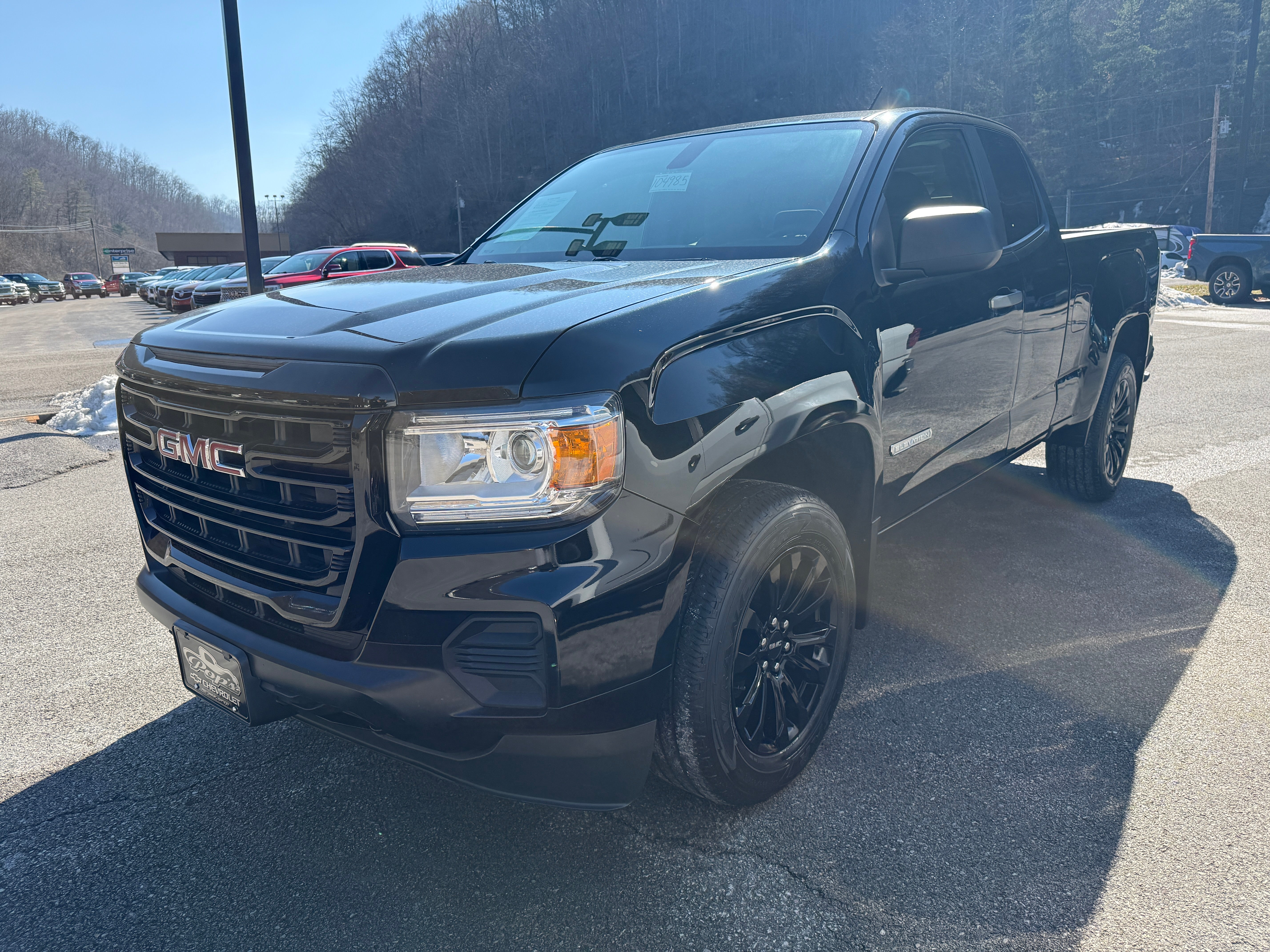 2022 GMC Canyon Elevation Standard