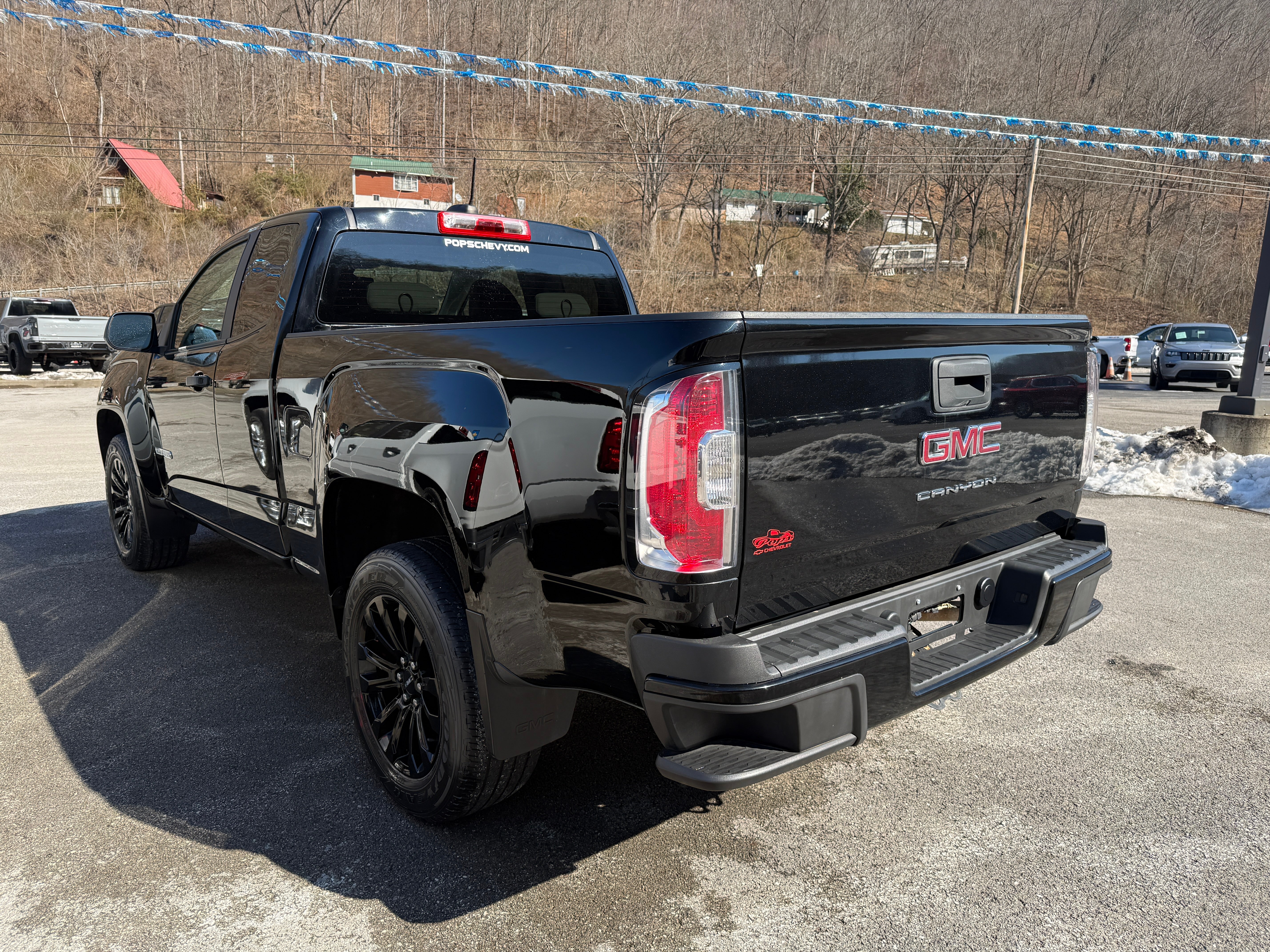 2022 GMC Canyon Elevation Standard