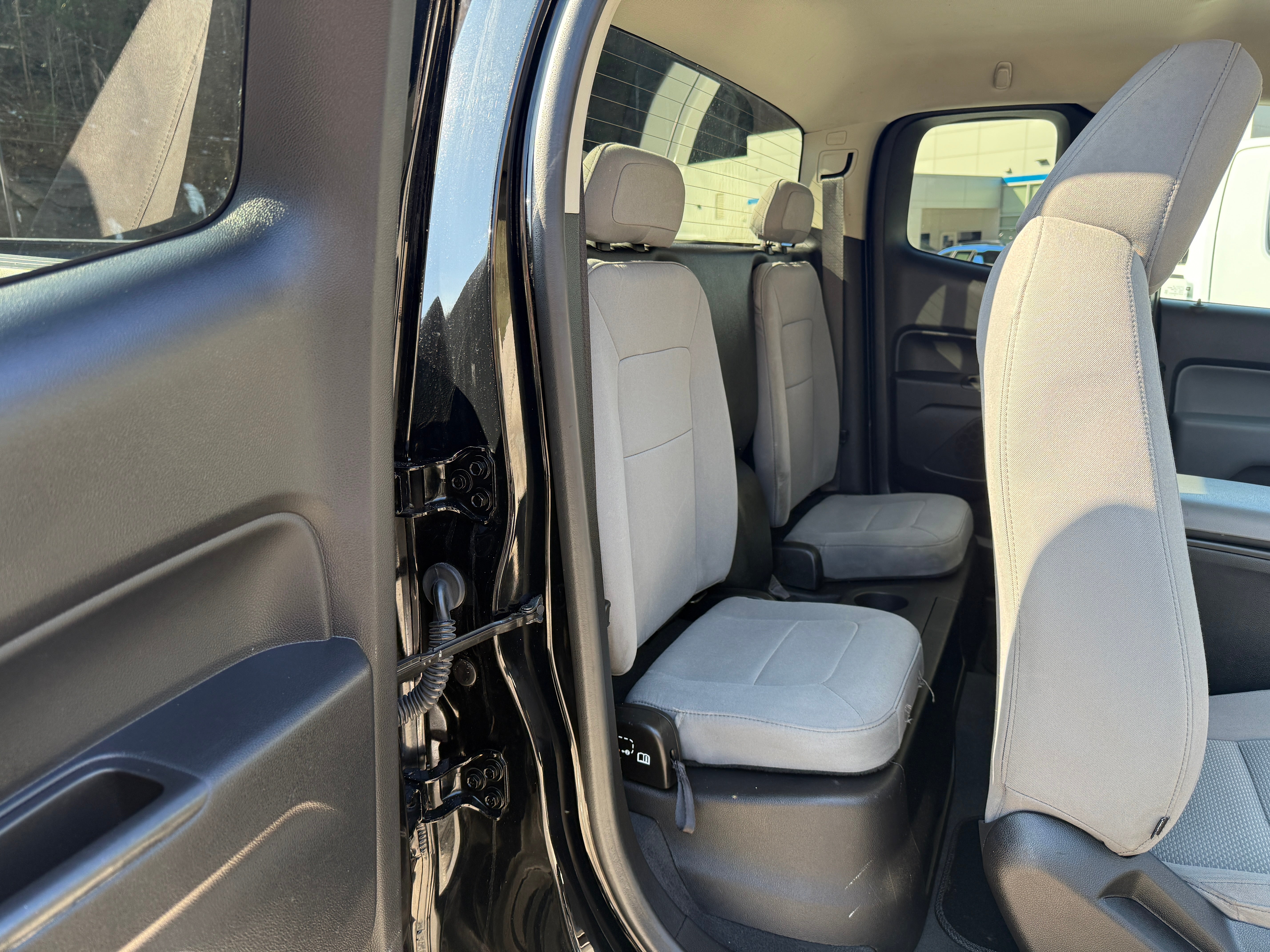 2022 GMC Canyon Elevation Standard