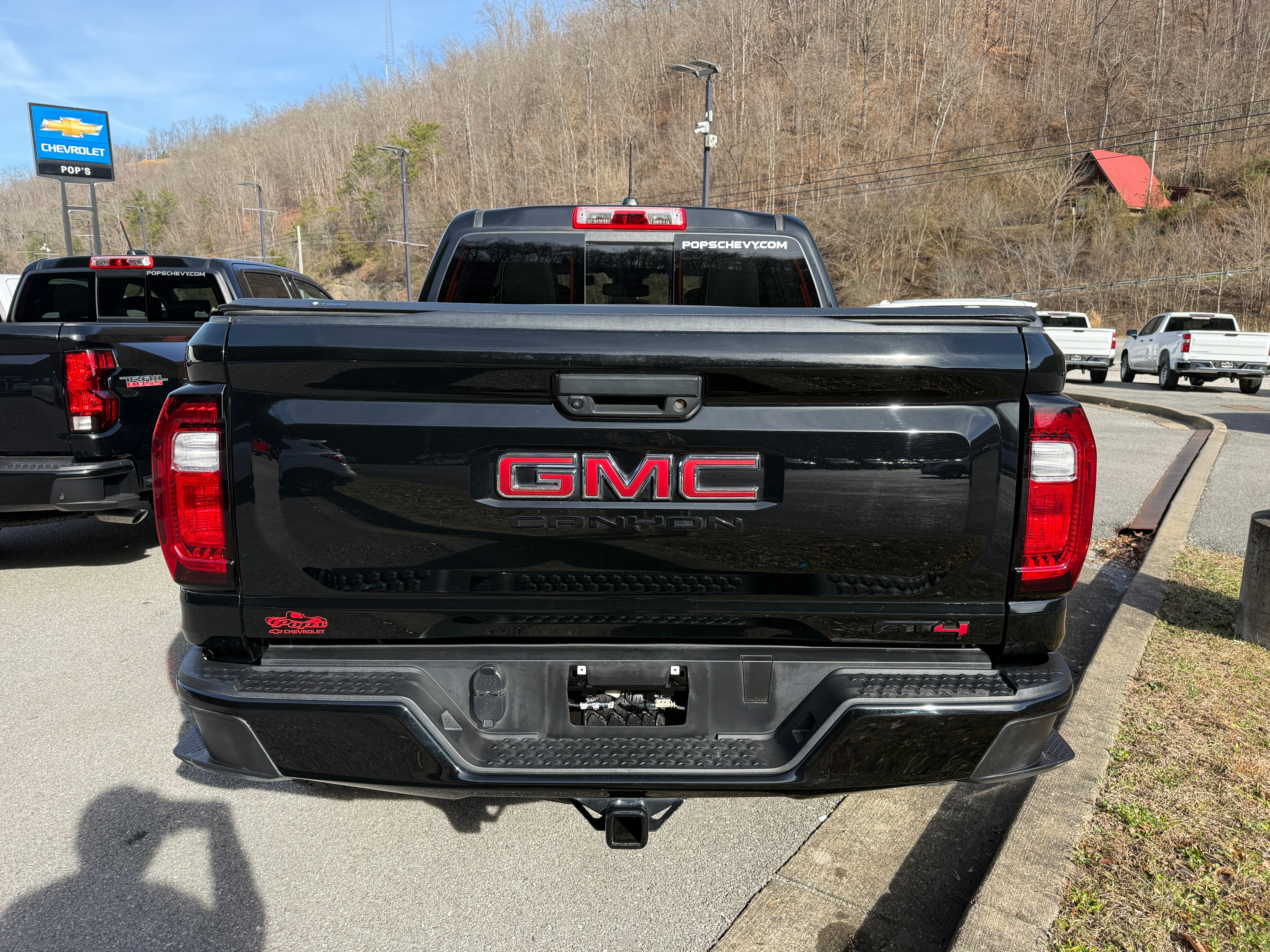 2024 GMC Canyon AT4