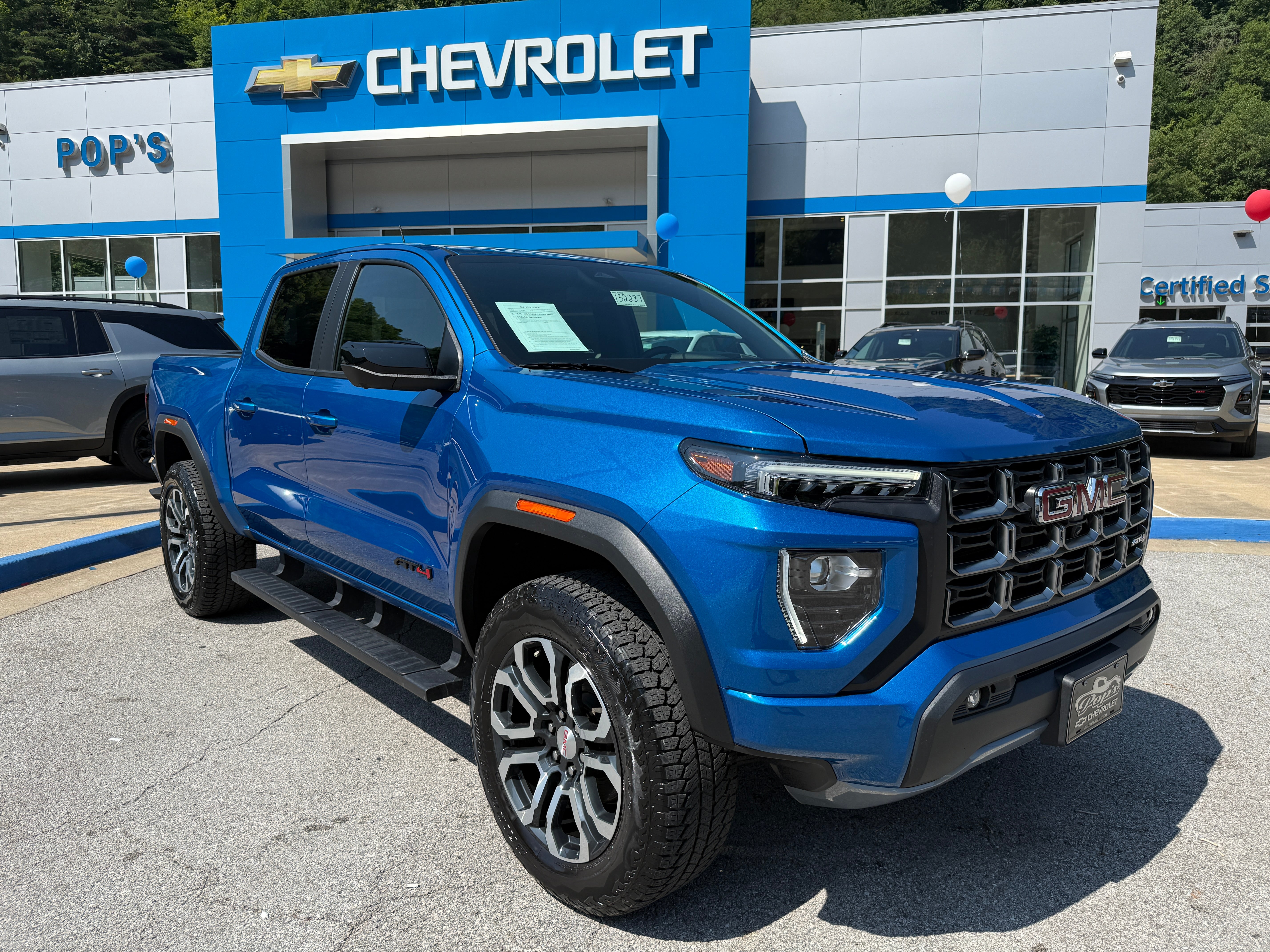 2024 GMC Canyon AT4