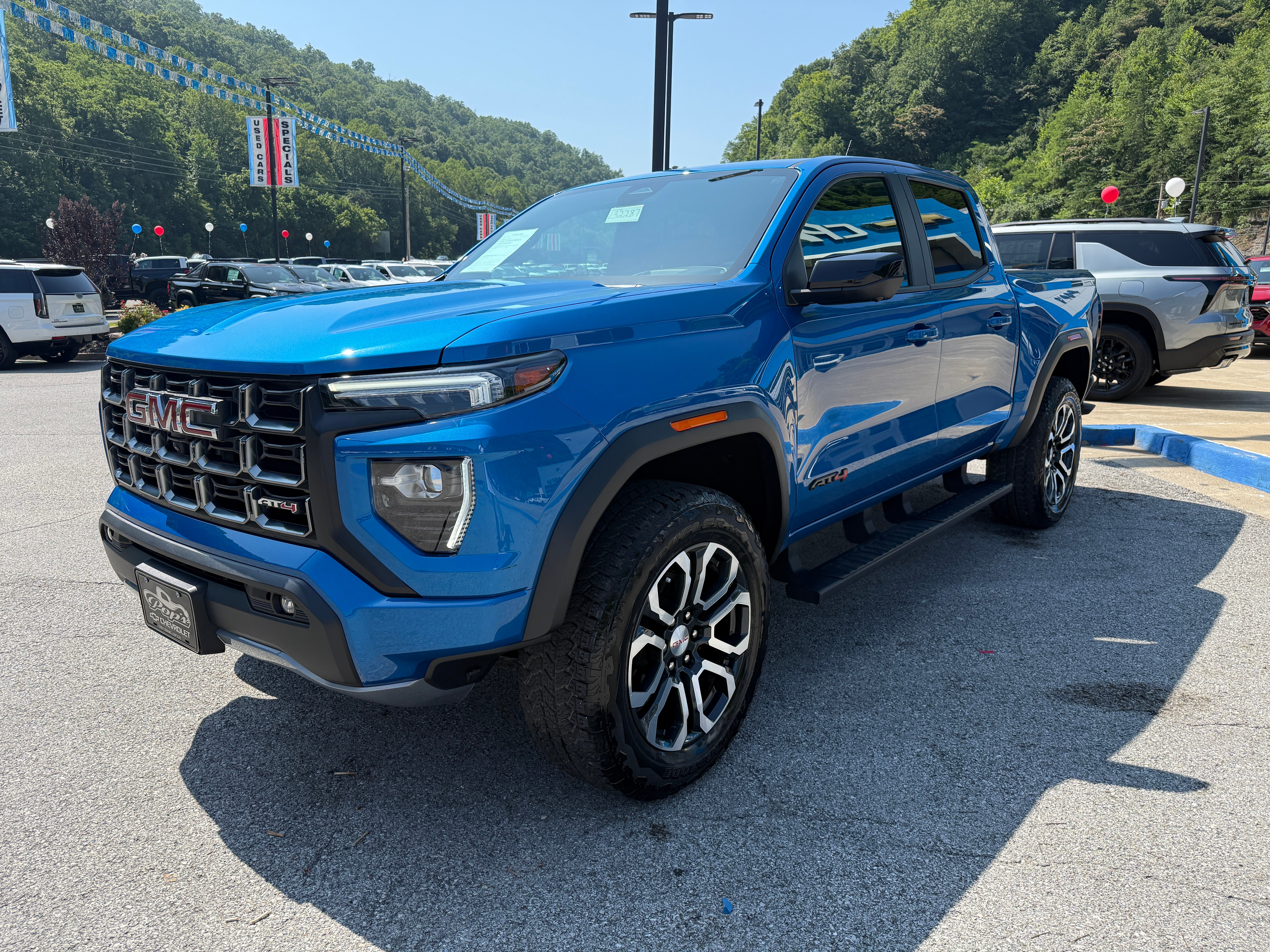 2024 GMC Canyon AT4