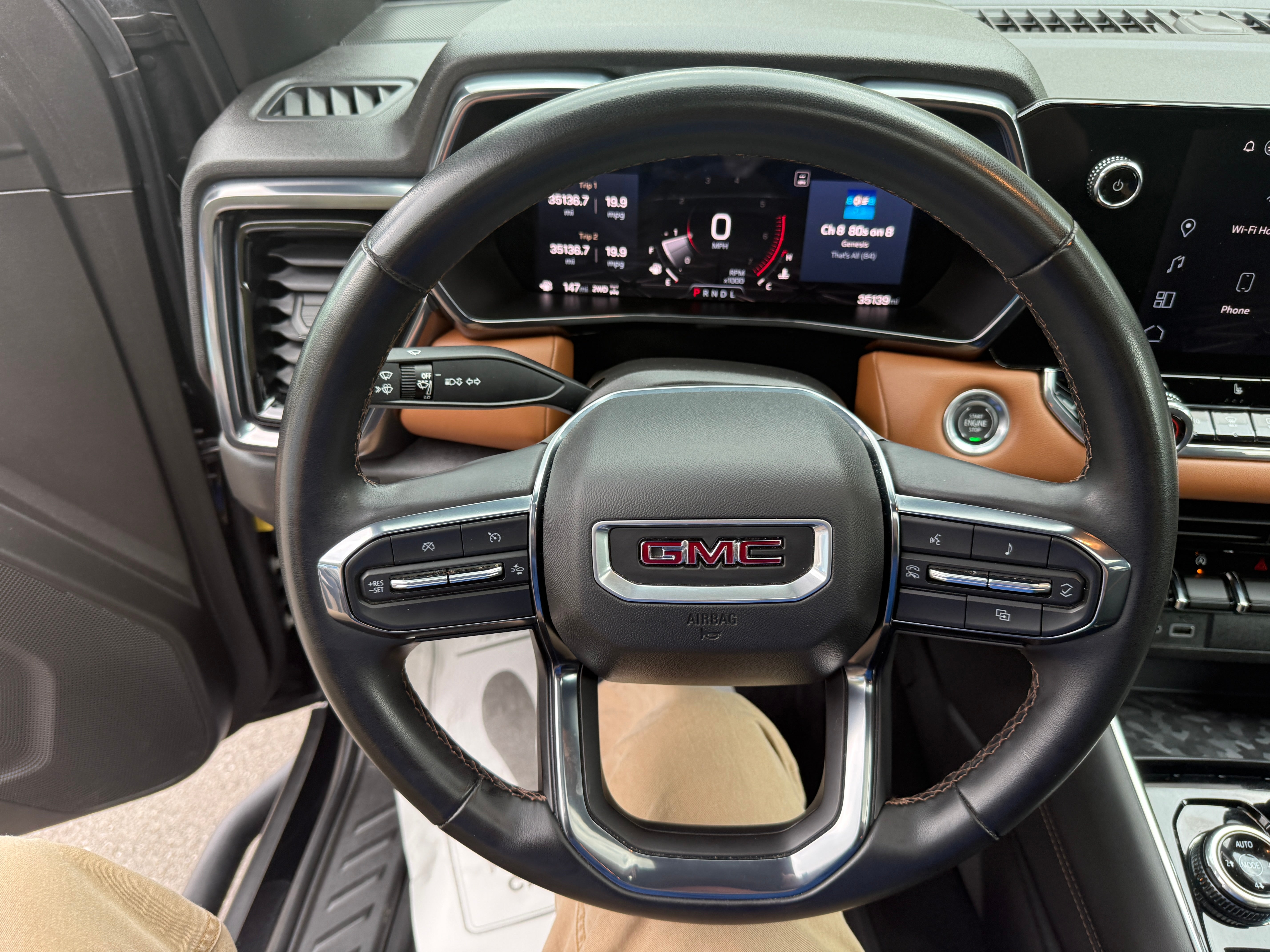 2024 GMC Canyon AT4