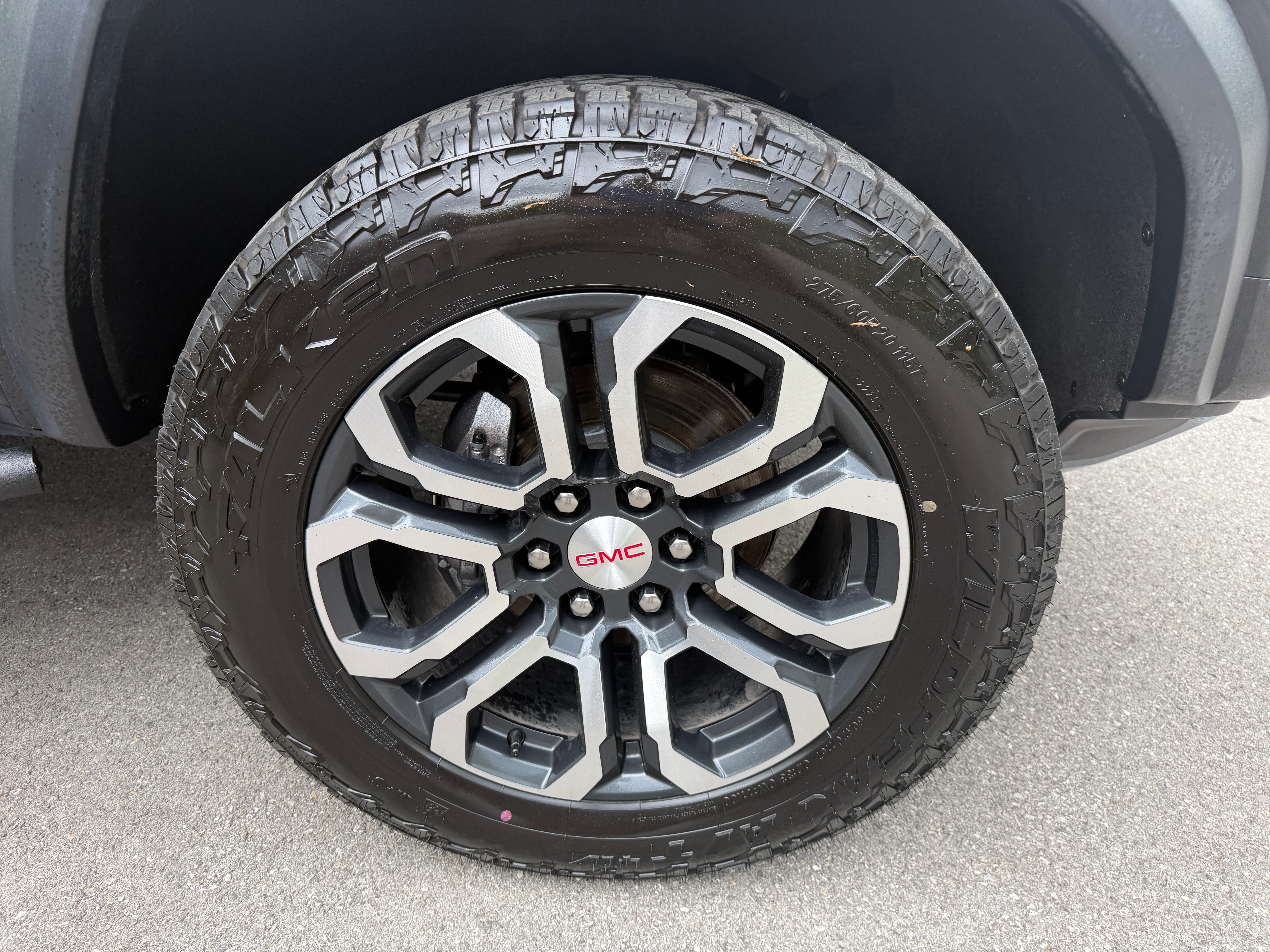2024 GMC Canyon AT4