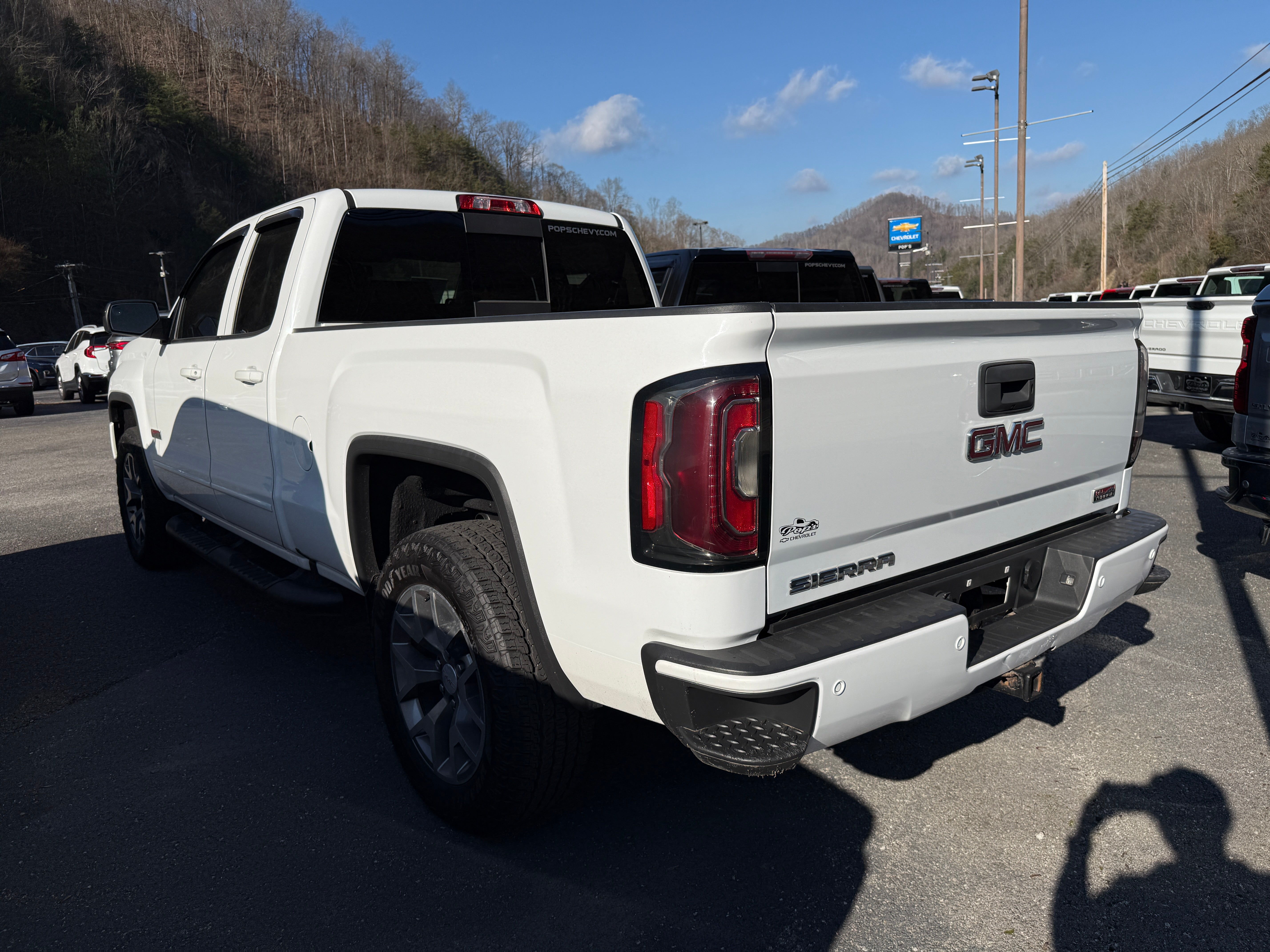 2018 GMC Sierra 1500 SLT