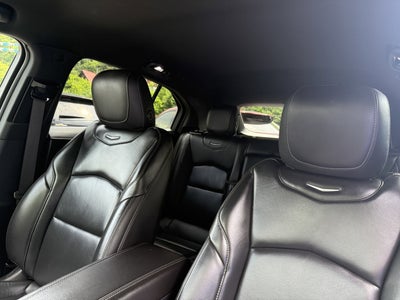 2022 Cadillac XT4 Premium Luxury