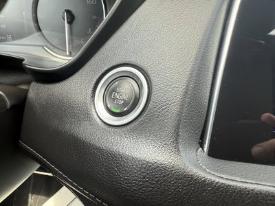 2022 Cadillac XT4 Premium Luxury