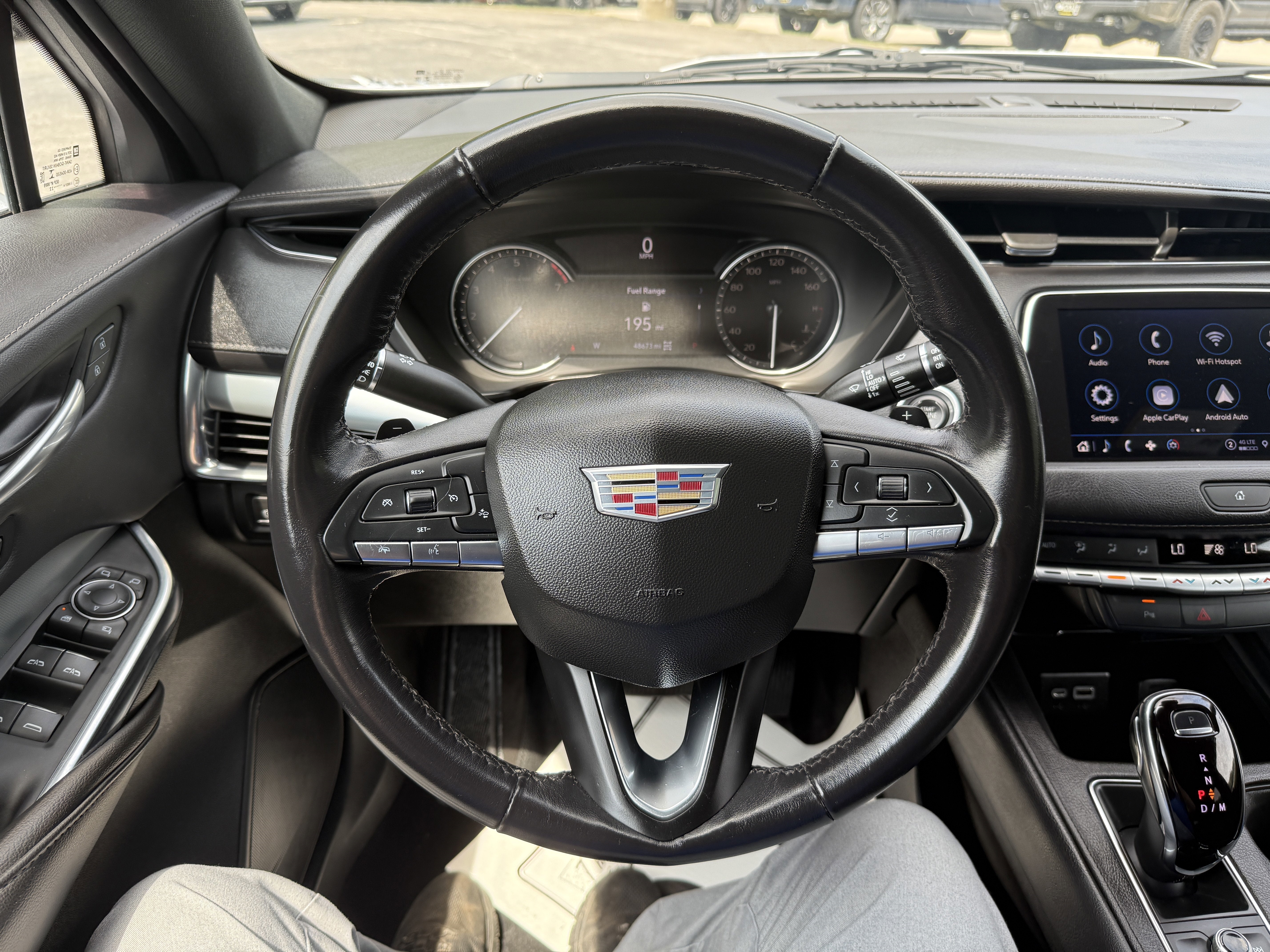 2022 Cadillac XT4 Premium Luxury