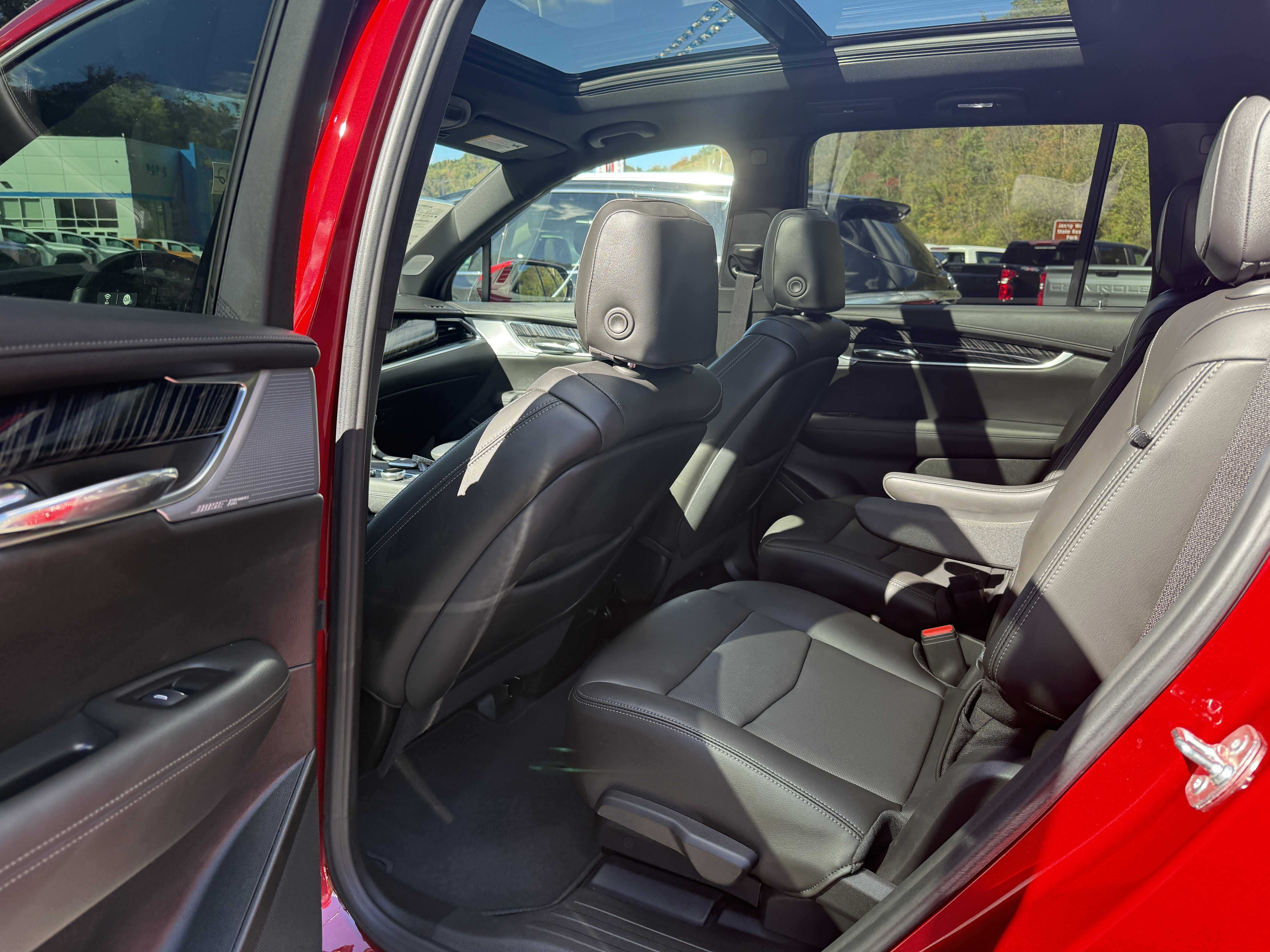 2025 Cadillac XT6 Premium Luxury