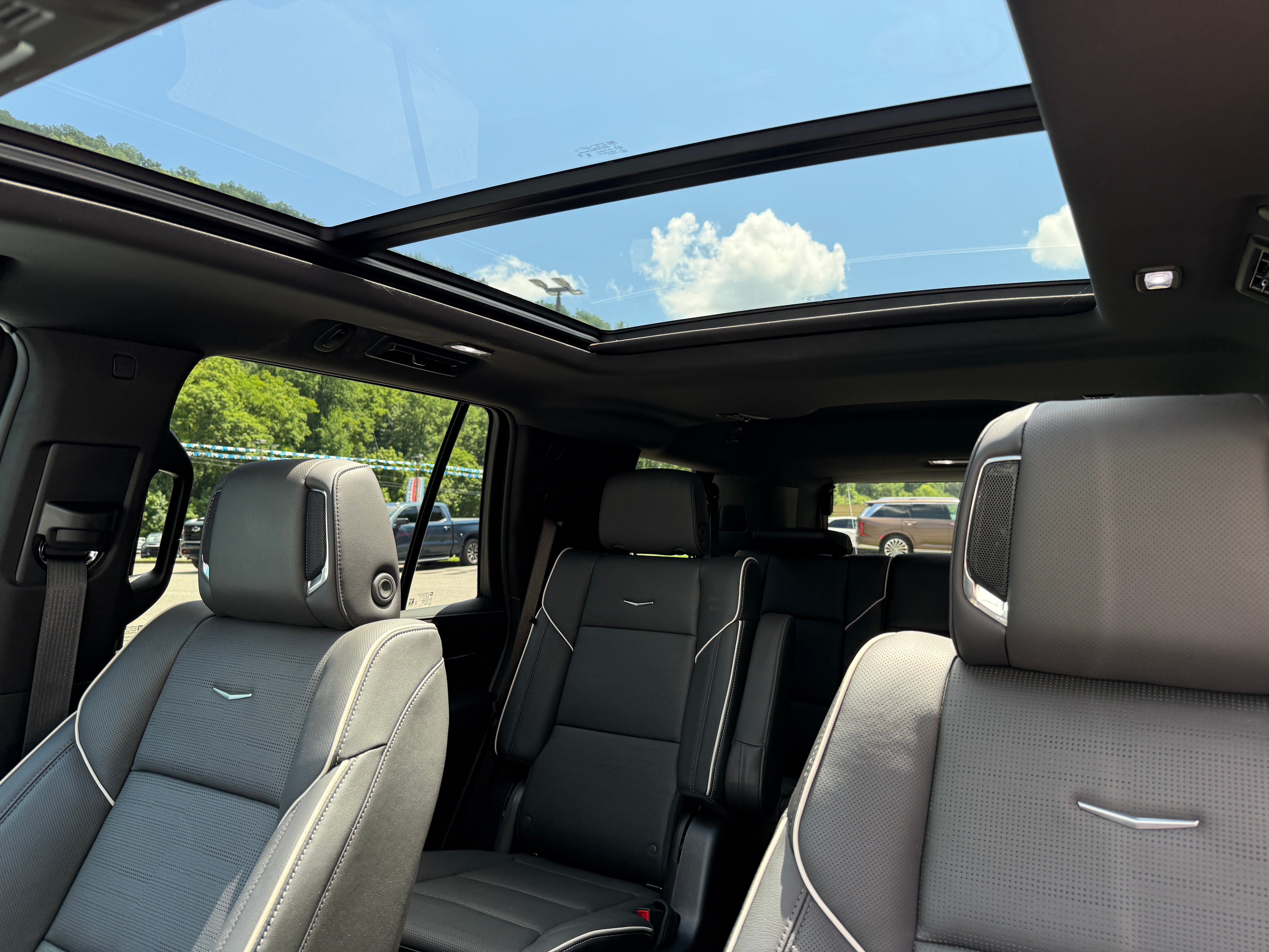 2024 Cadillac Escalade Premium Luxury