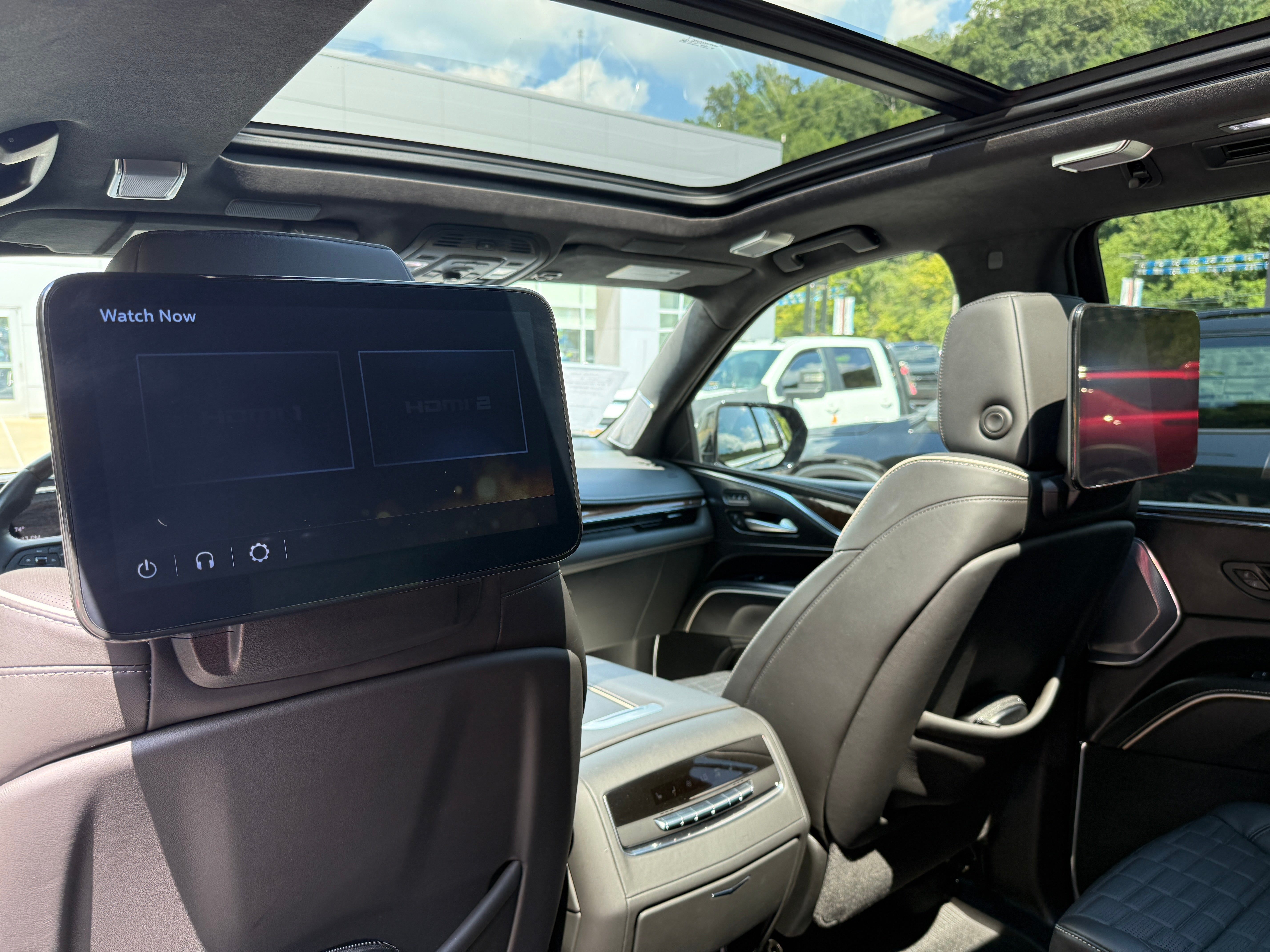 2023 Cadillac Escalade 4WD Premium Luxury Platinum
