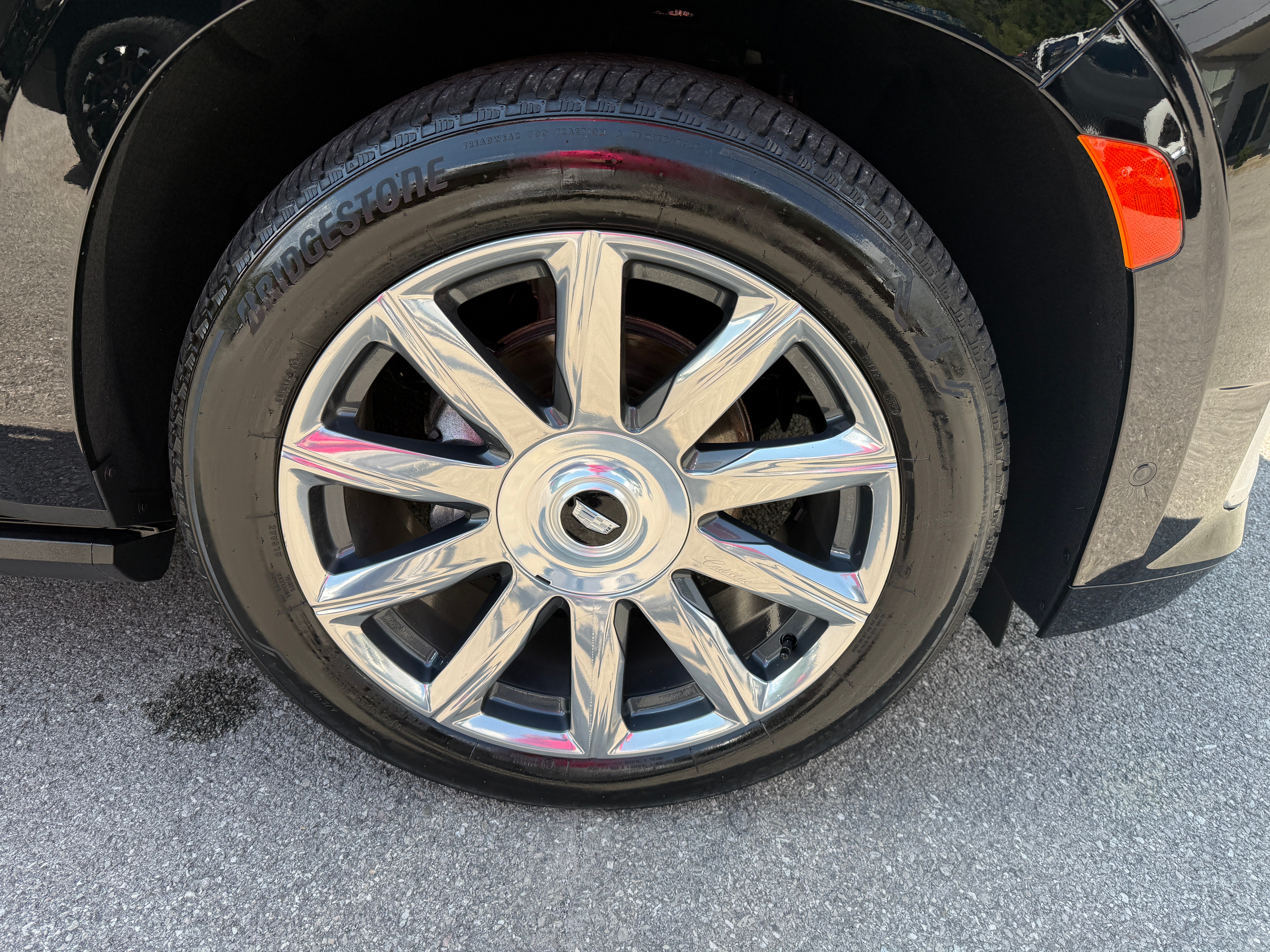 2023 Cadillac Escalade 4WD Premium Luxury Platinum