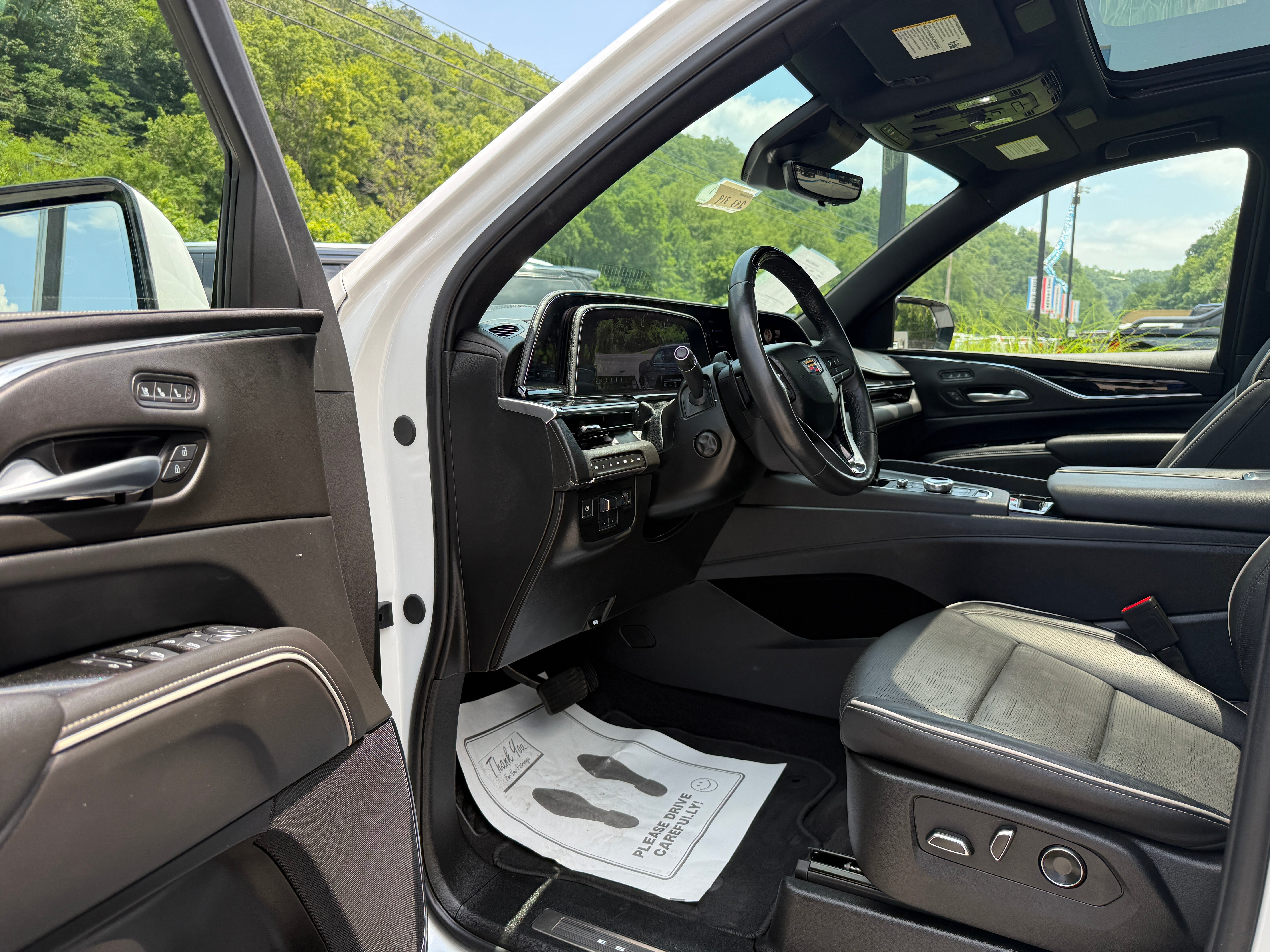 2024 Cadillac Escalade Sport