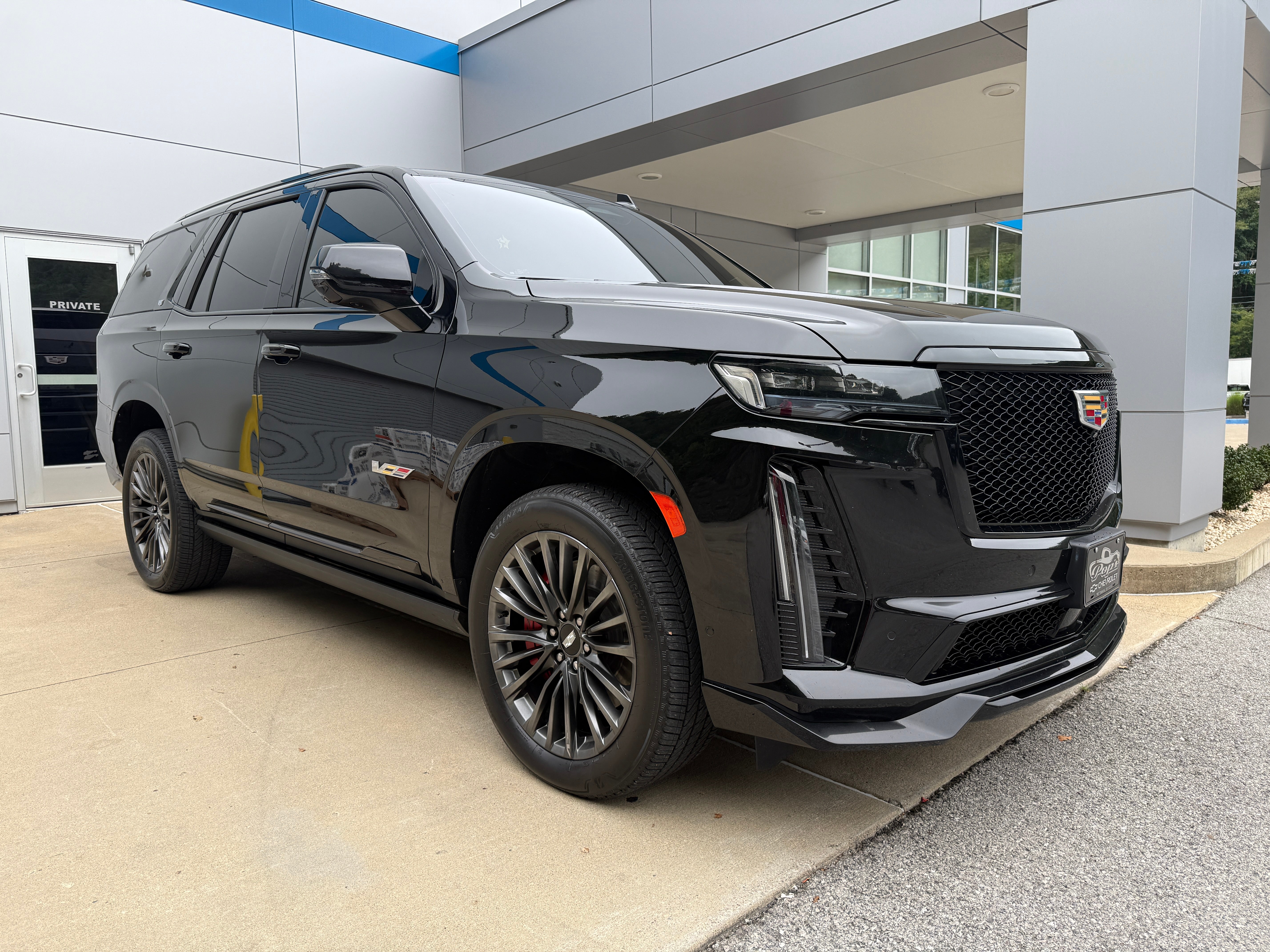 2023 Cadillac Escalade AWD V-Series