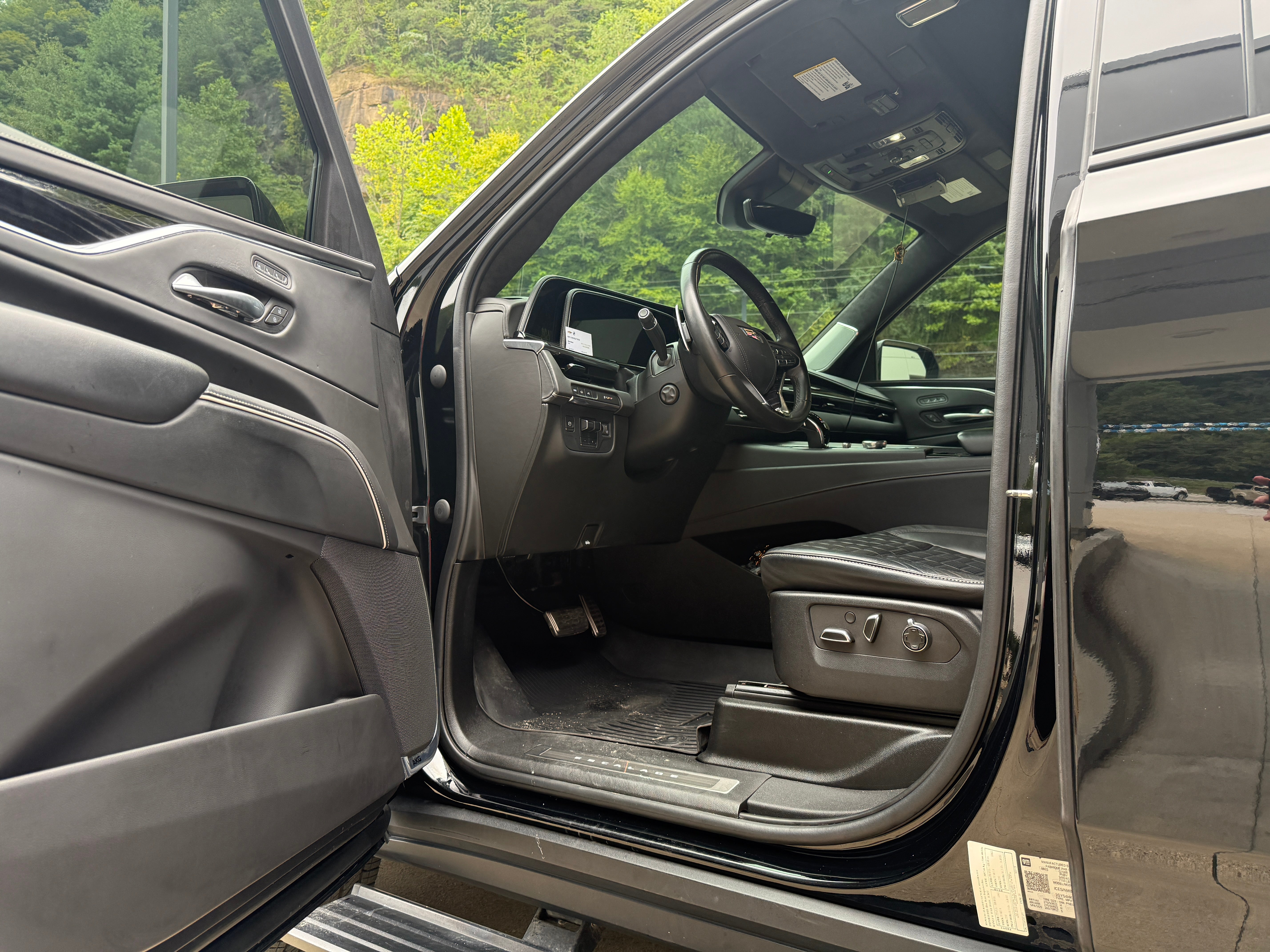 2023 Cadillac Escalade AWD V-Series