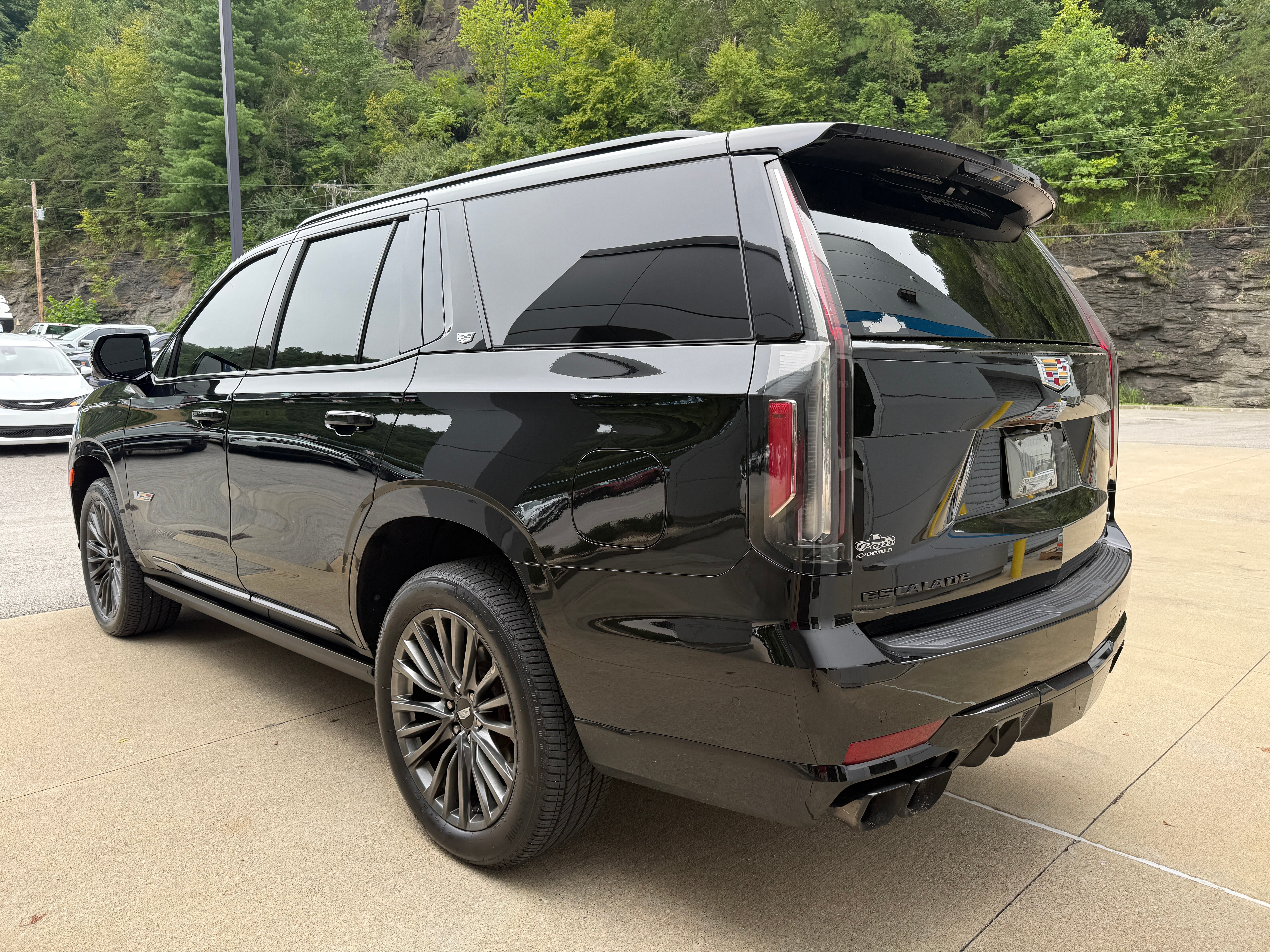 2023 Cadillac Escalade AWD V-Series