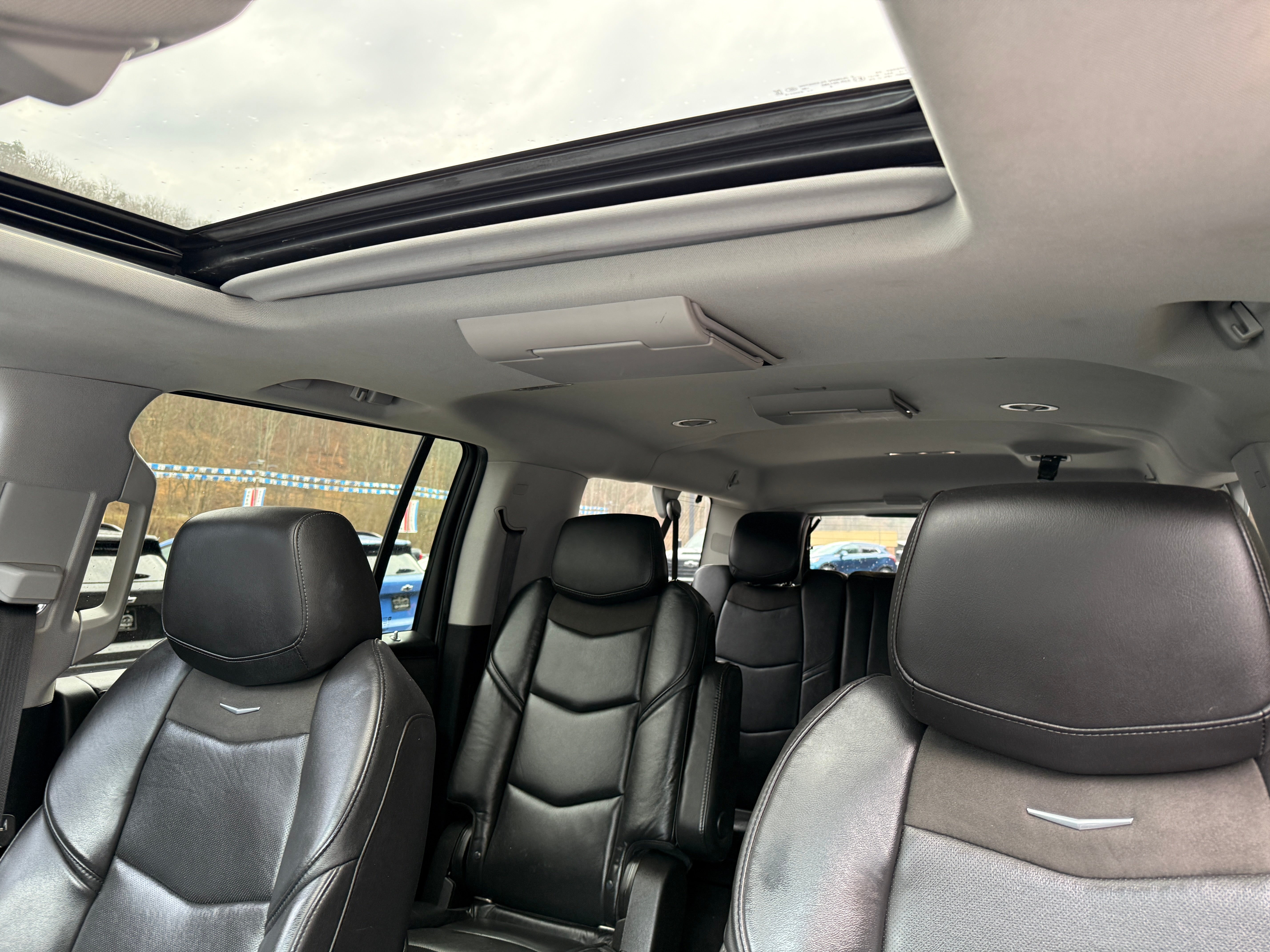 2019 Cadillac Escalade ESV Premium Luxury