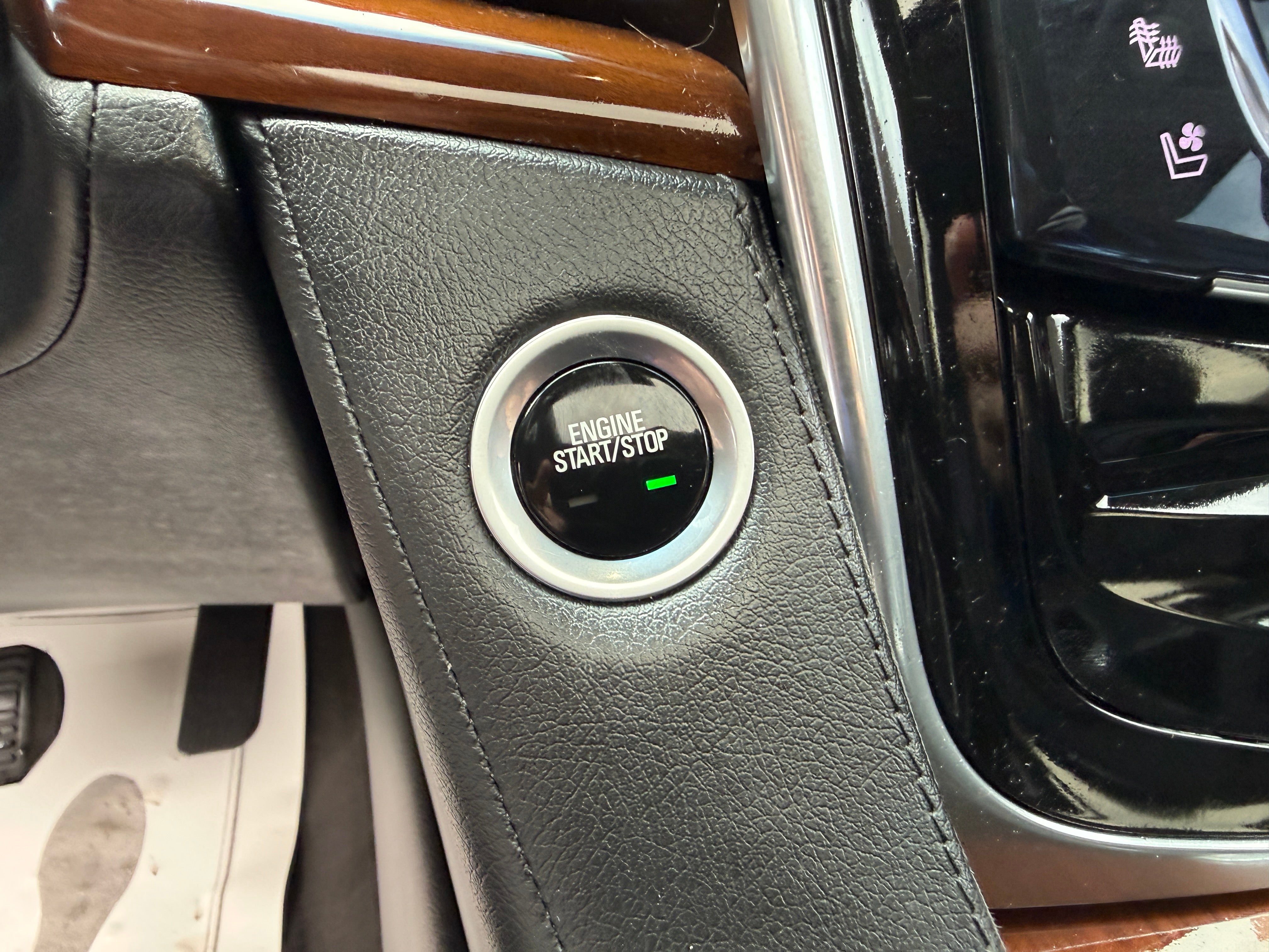 2019 Cadillac Escalade ESV Premium Luxury