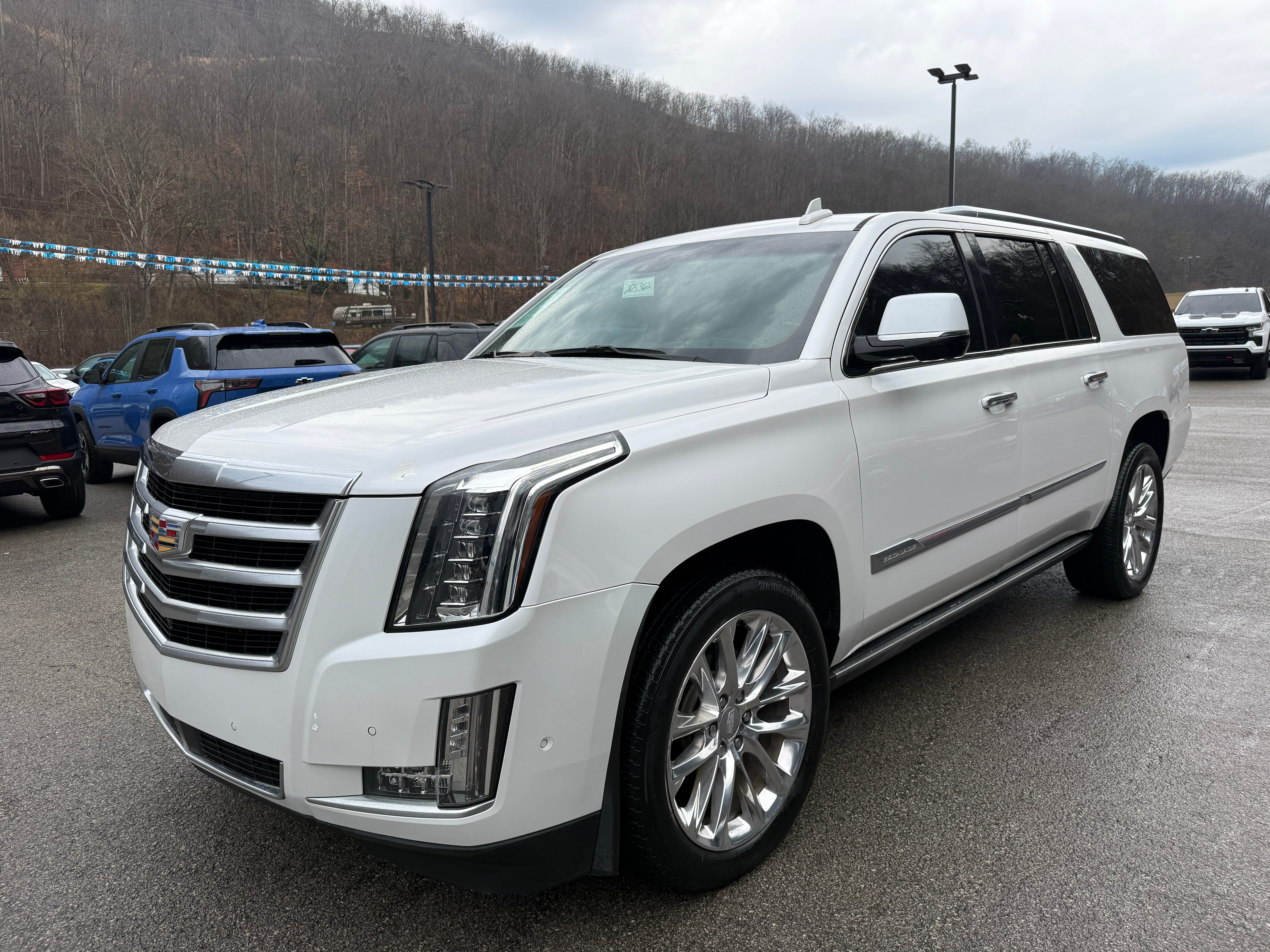 2019 Cadillac Escalade ESV Premium Luxury