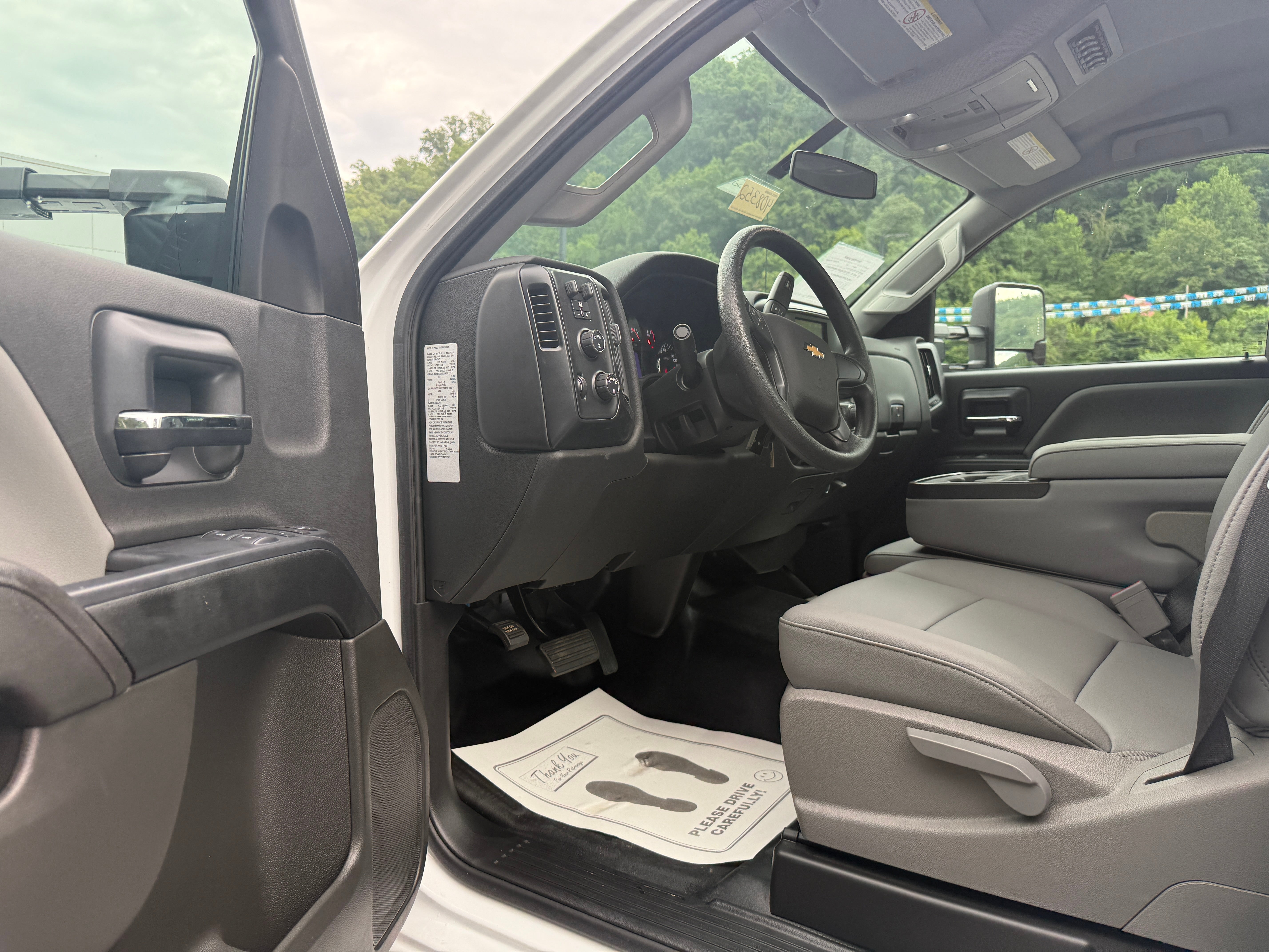 2023 Chevrolet Silverado 6500 HD Work Truck