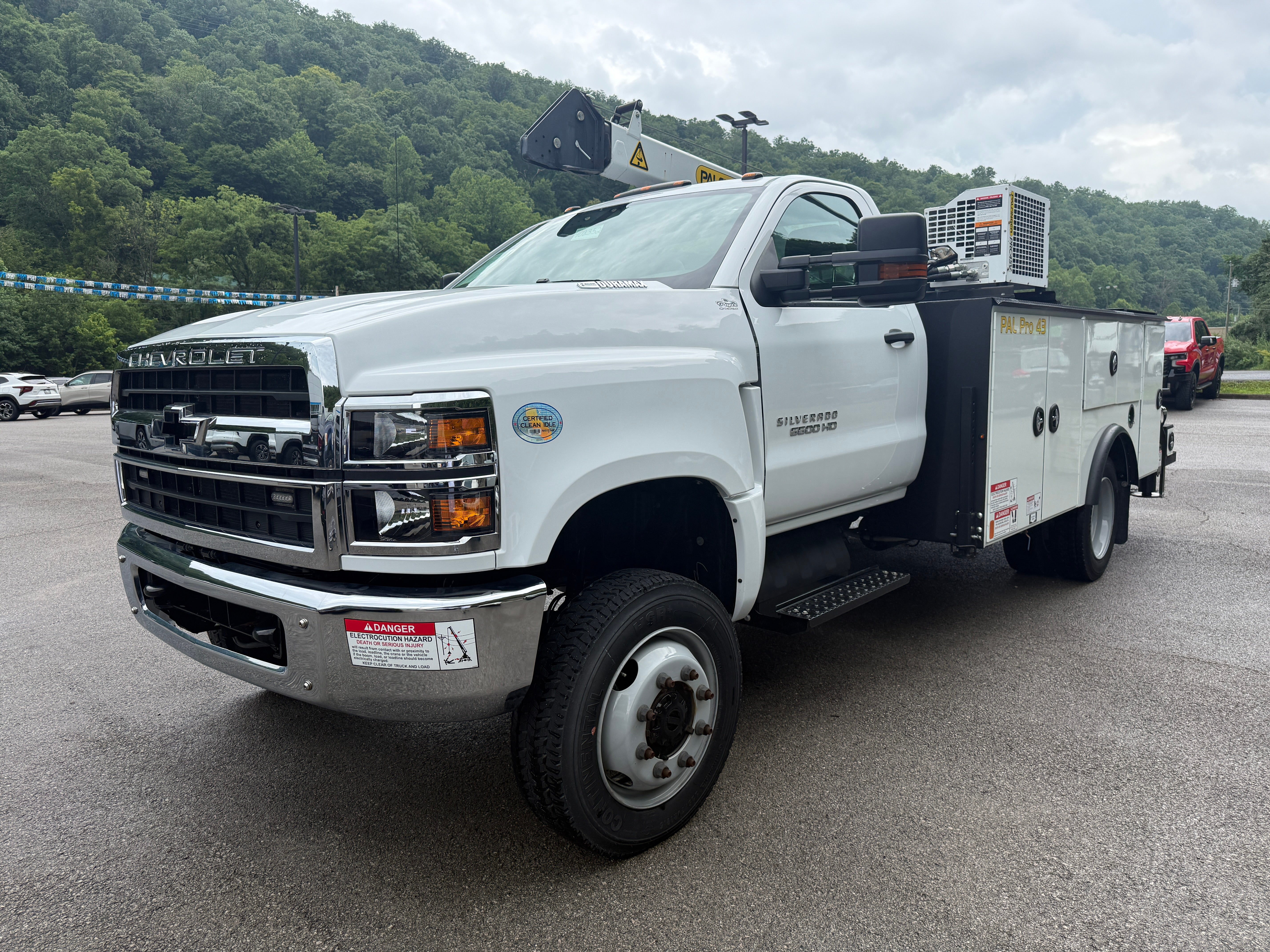 2023 Chevrolet Silverado 6500 HD Work Truck