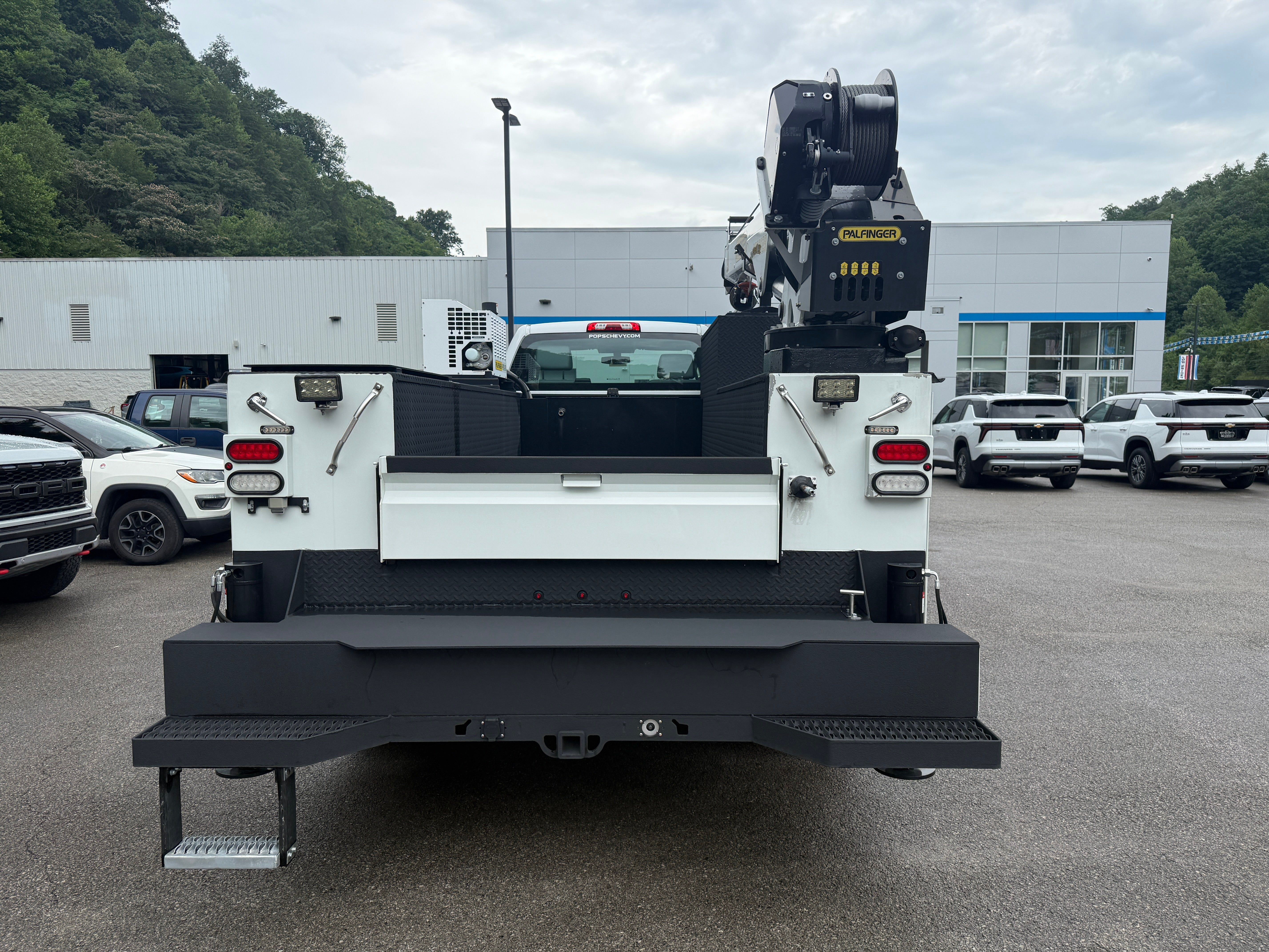 2023 Chevrolet Silverado 6500 HD Work Truck