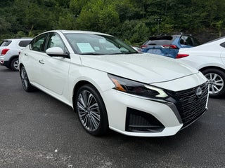 2025 Nissan Altima SL