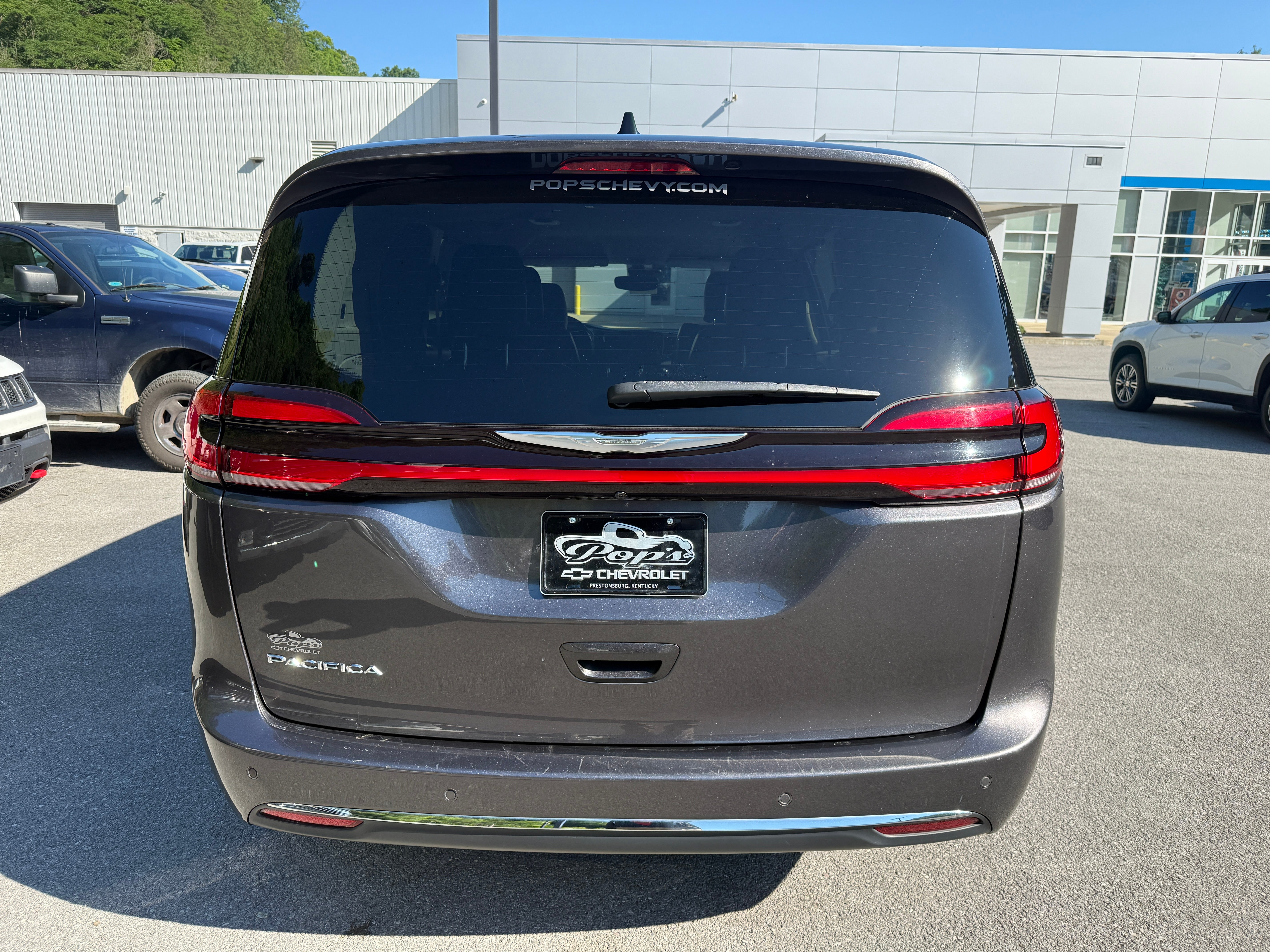 2023 Chrysler Pacifica Touring L