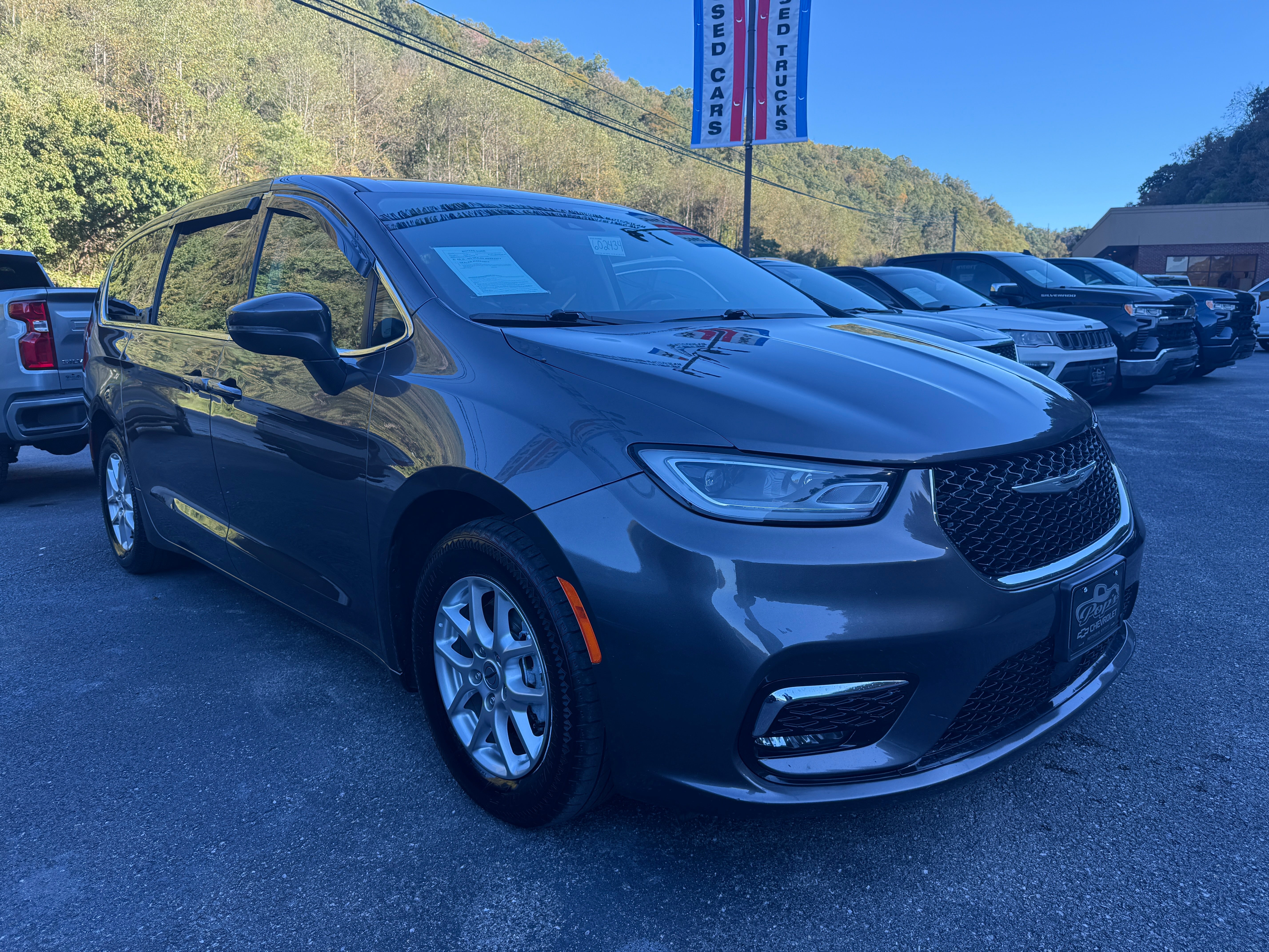 2023 Chrysler Pacifica Touring L