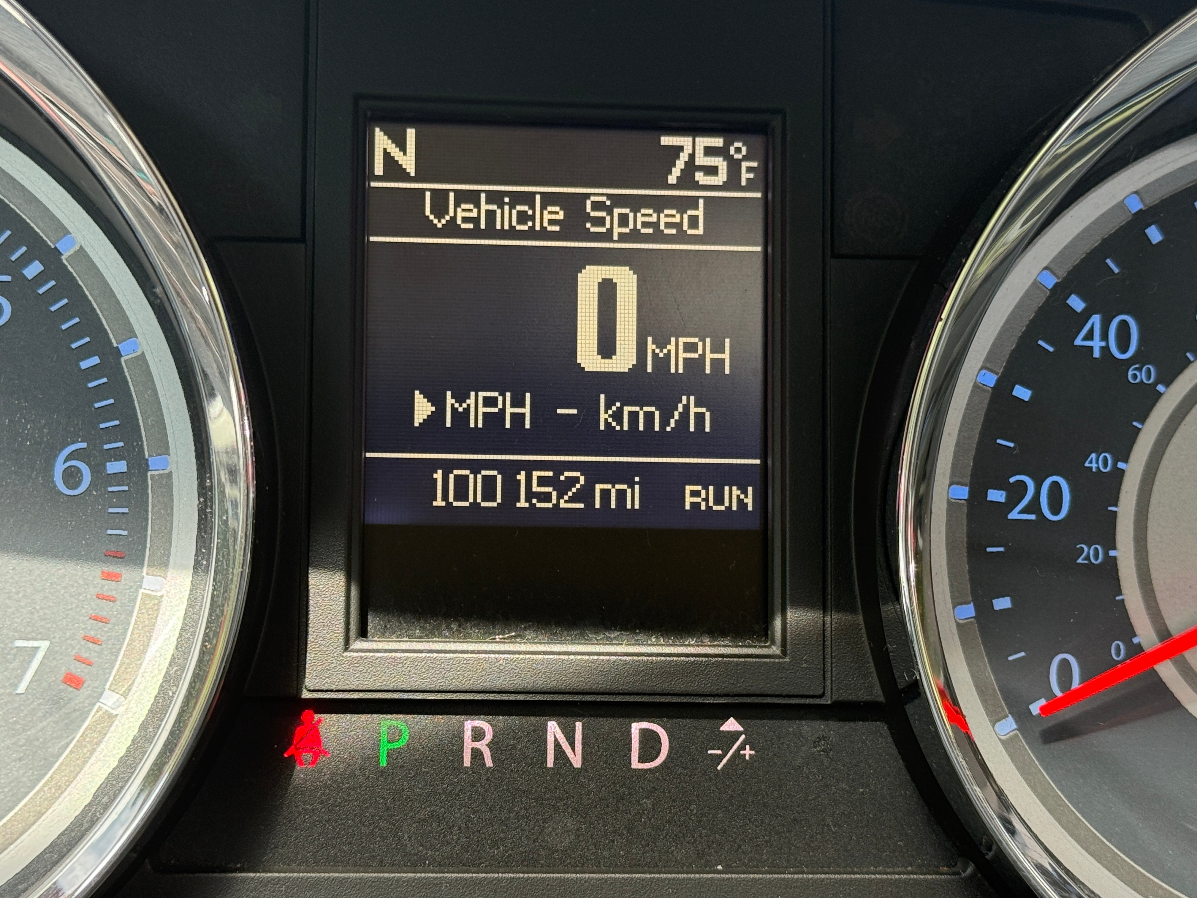 2016 Chrysler Town & Country Limited Platinum