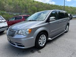 2016 Chrysler Town & Country Limited Platinum