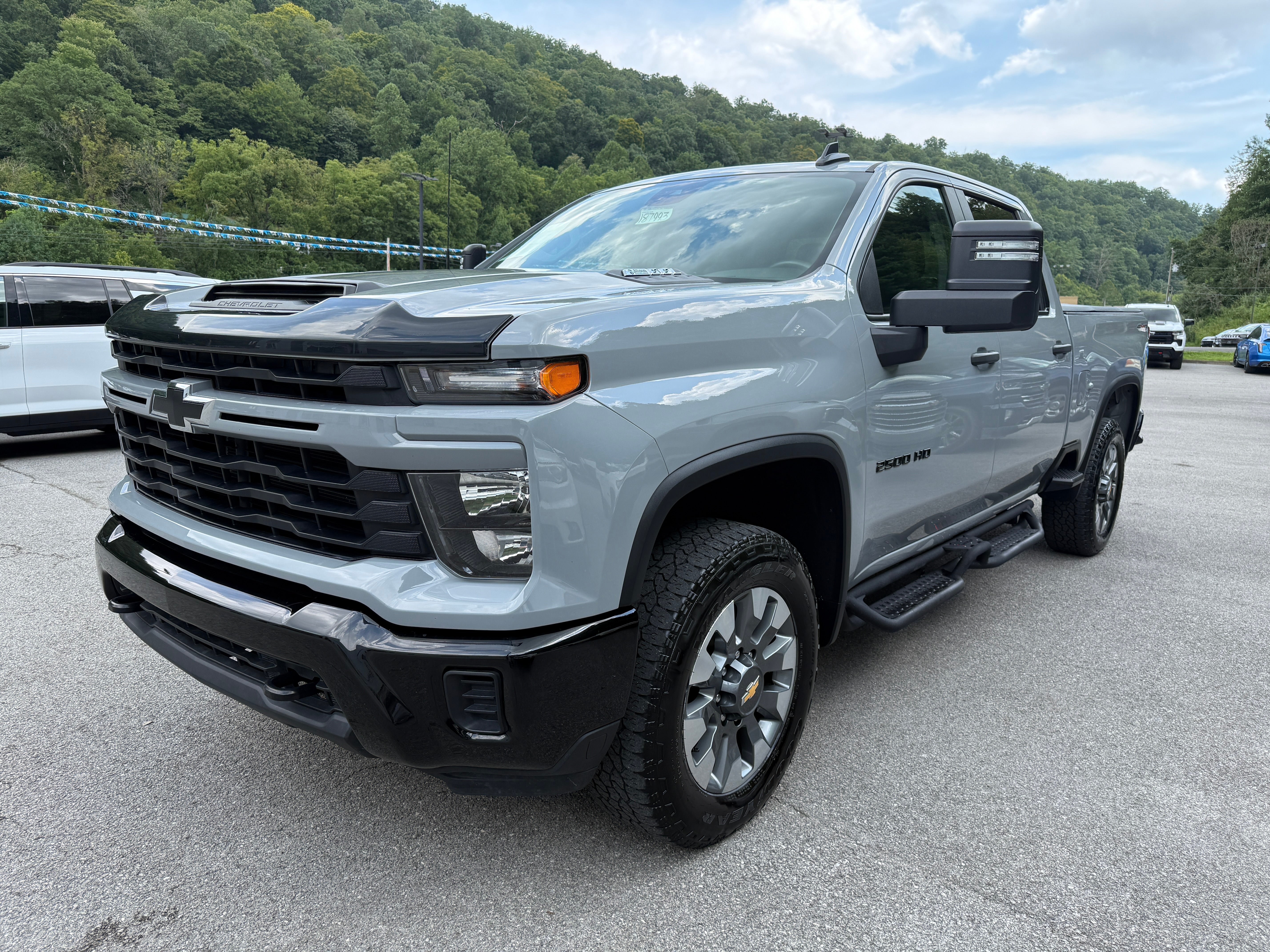 2024 Chevrolet Silverado 2500 HD Custom