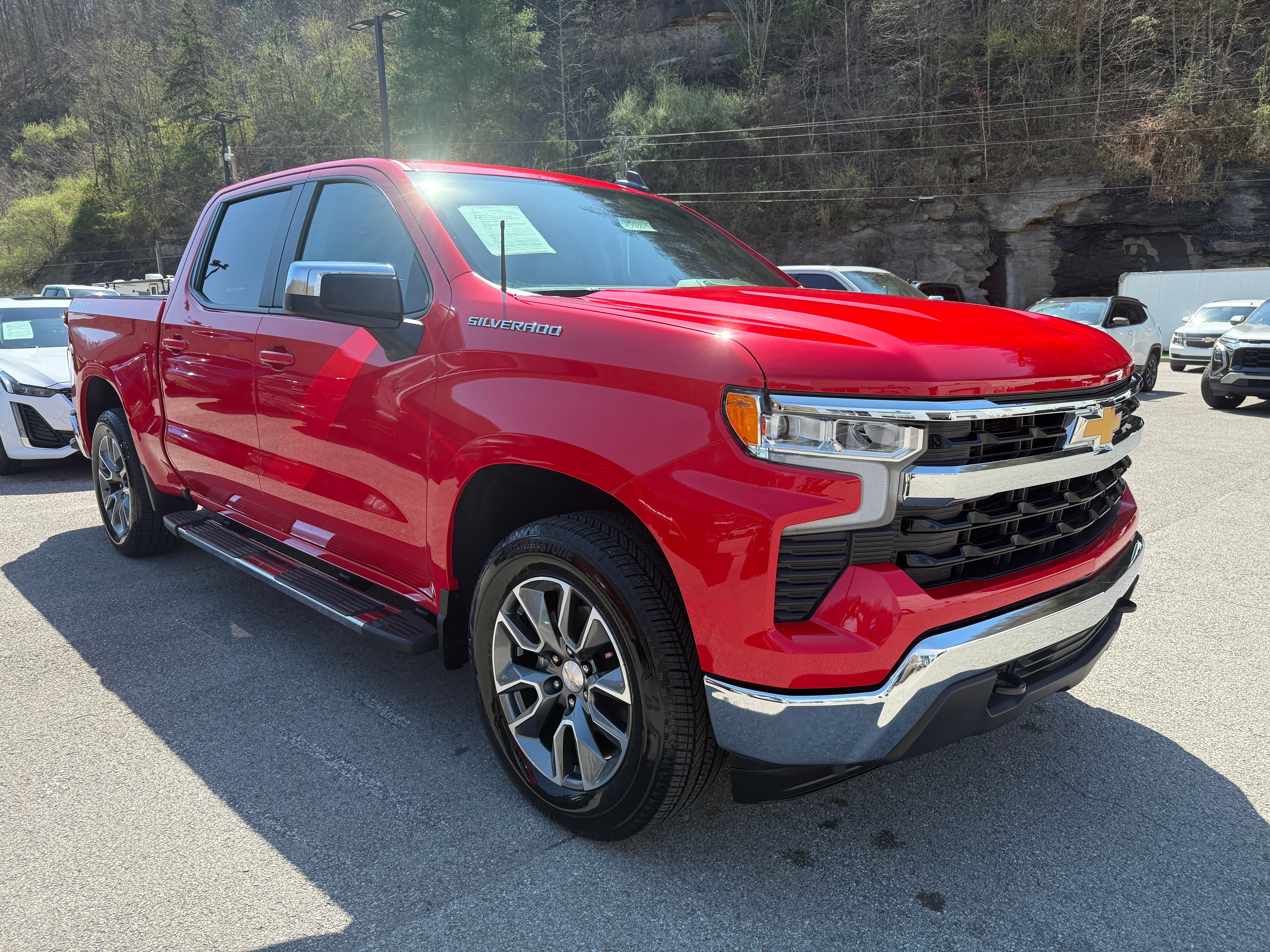 2024 Chevrolet Silverado 1500 LT