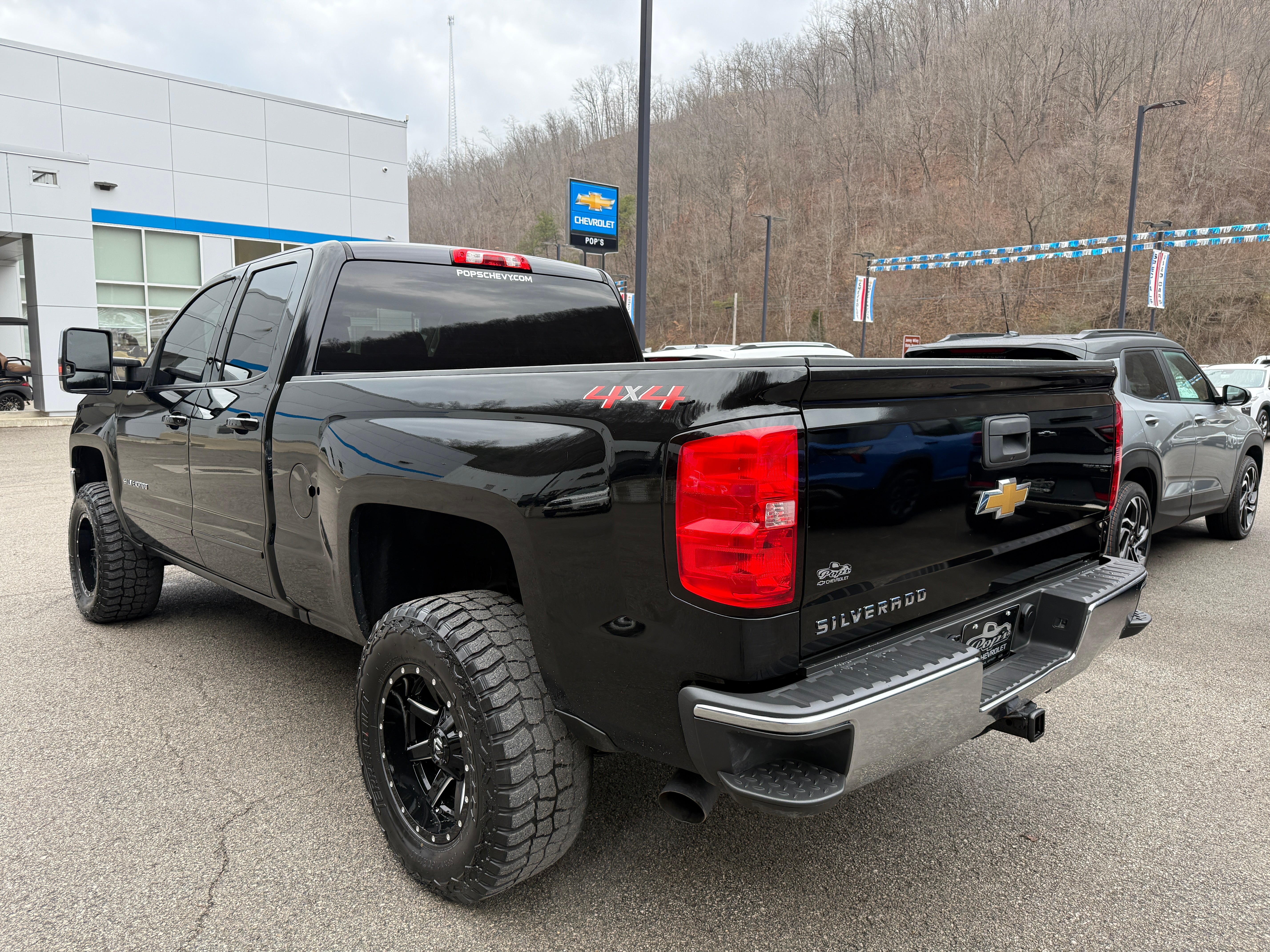 2019 Chevrolet Silverado LD LT