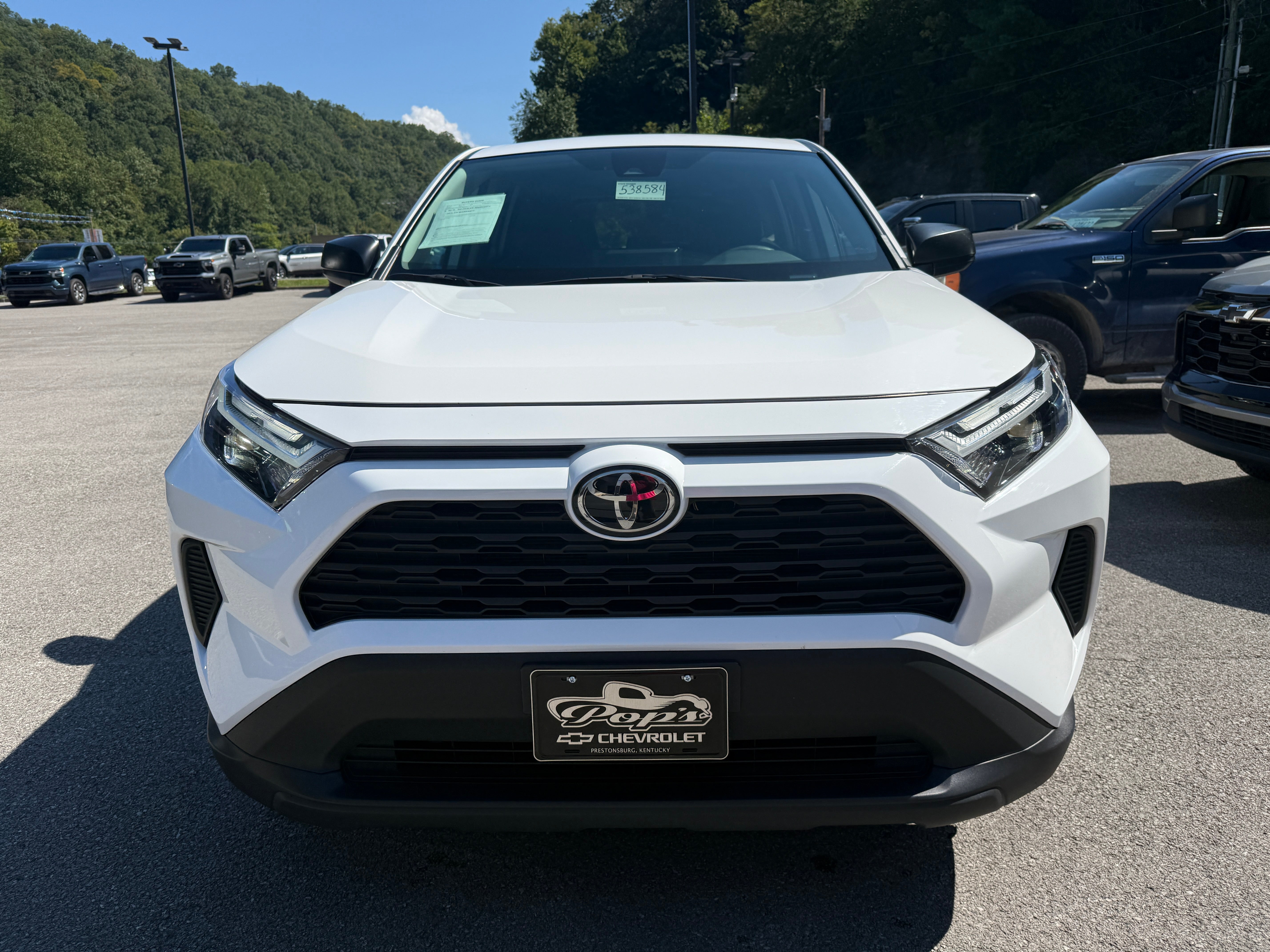 2025 Toyota RAV4 LE