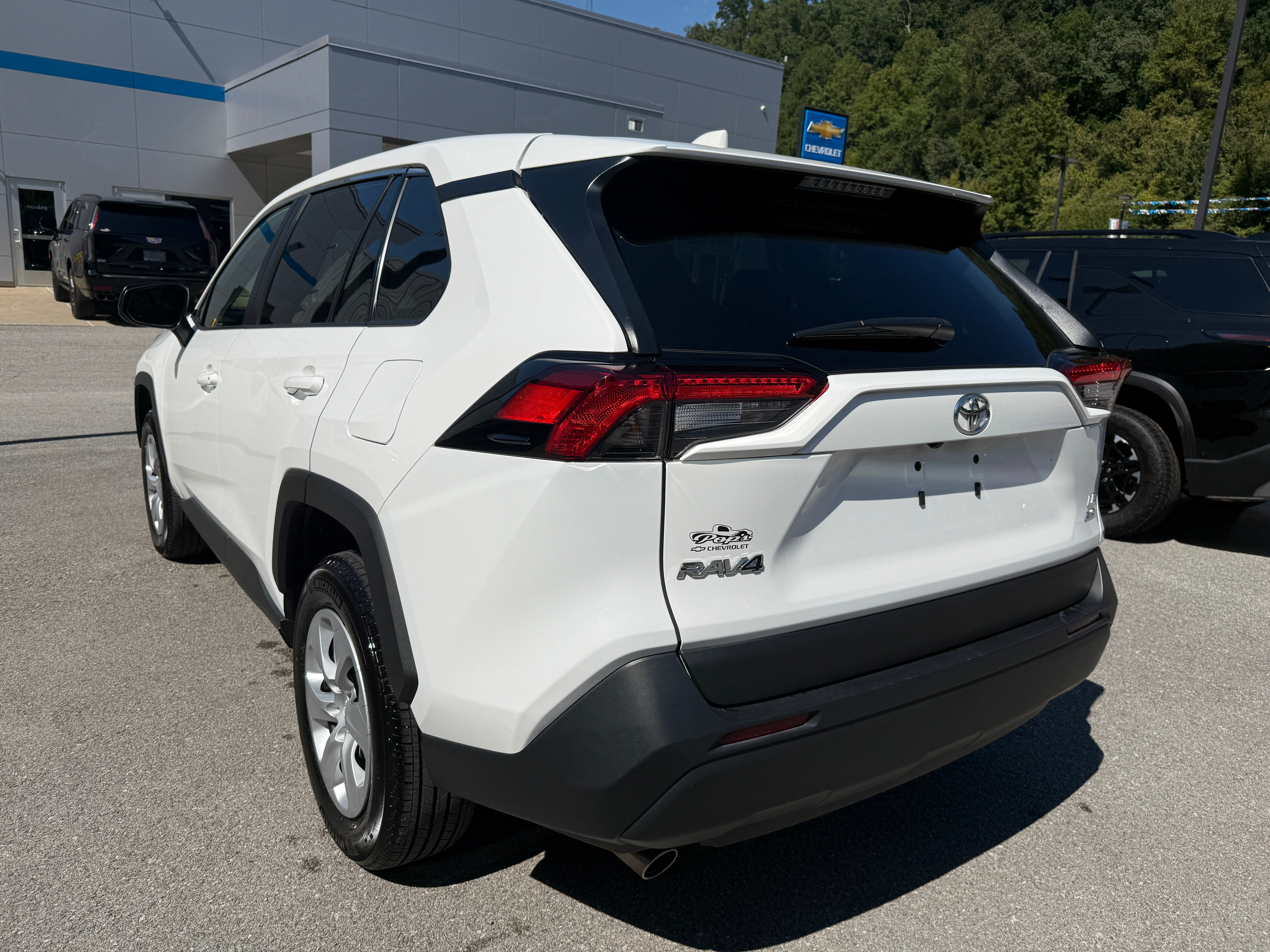 2025 Toyota RAV4 LE