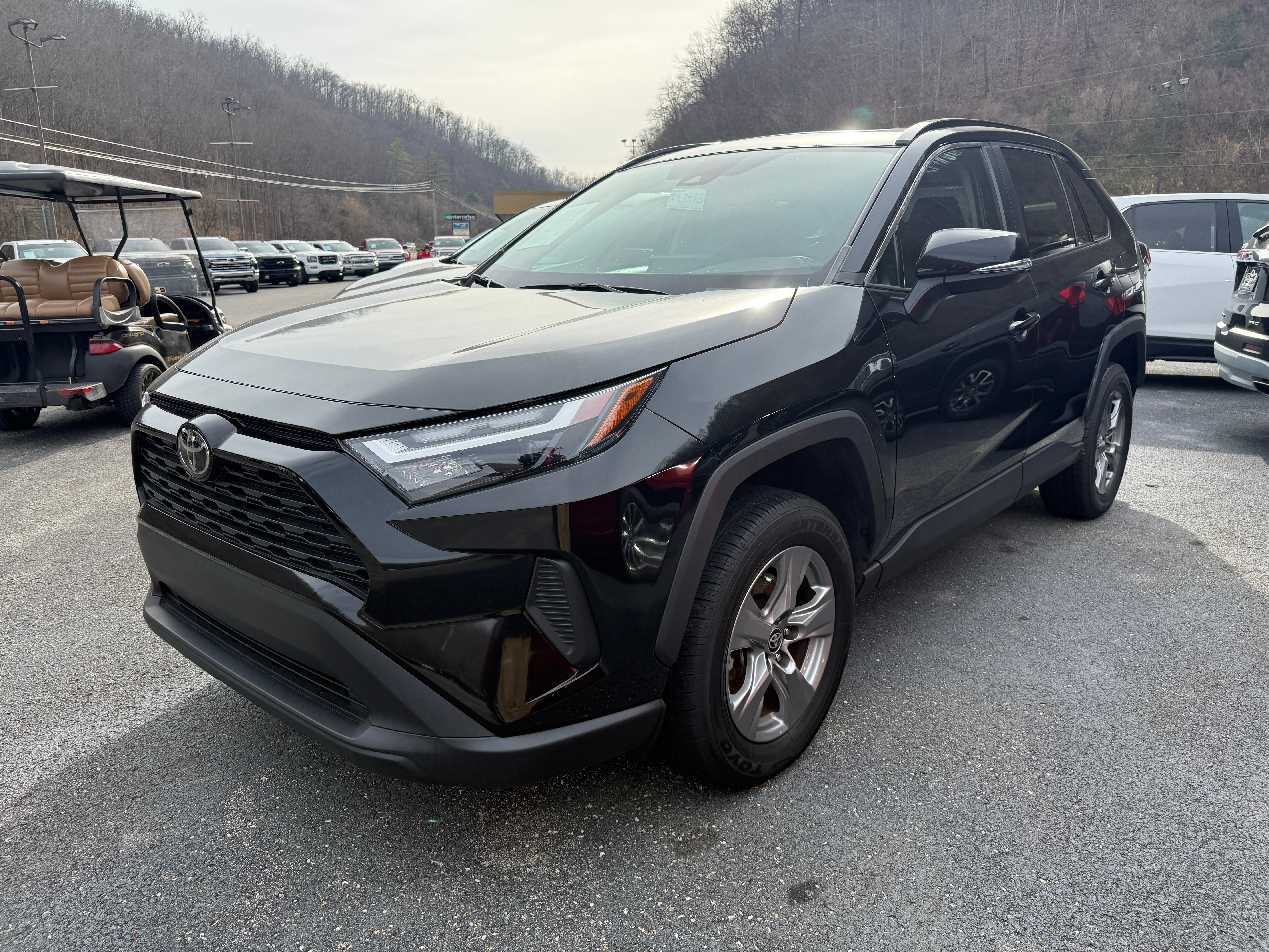 2024 Toyota RAV4 XLE