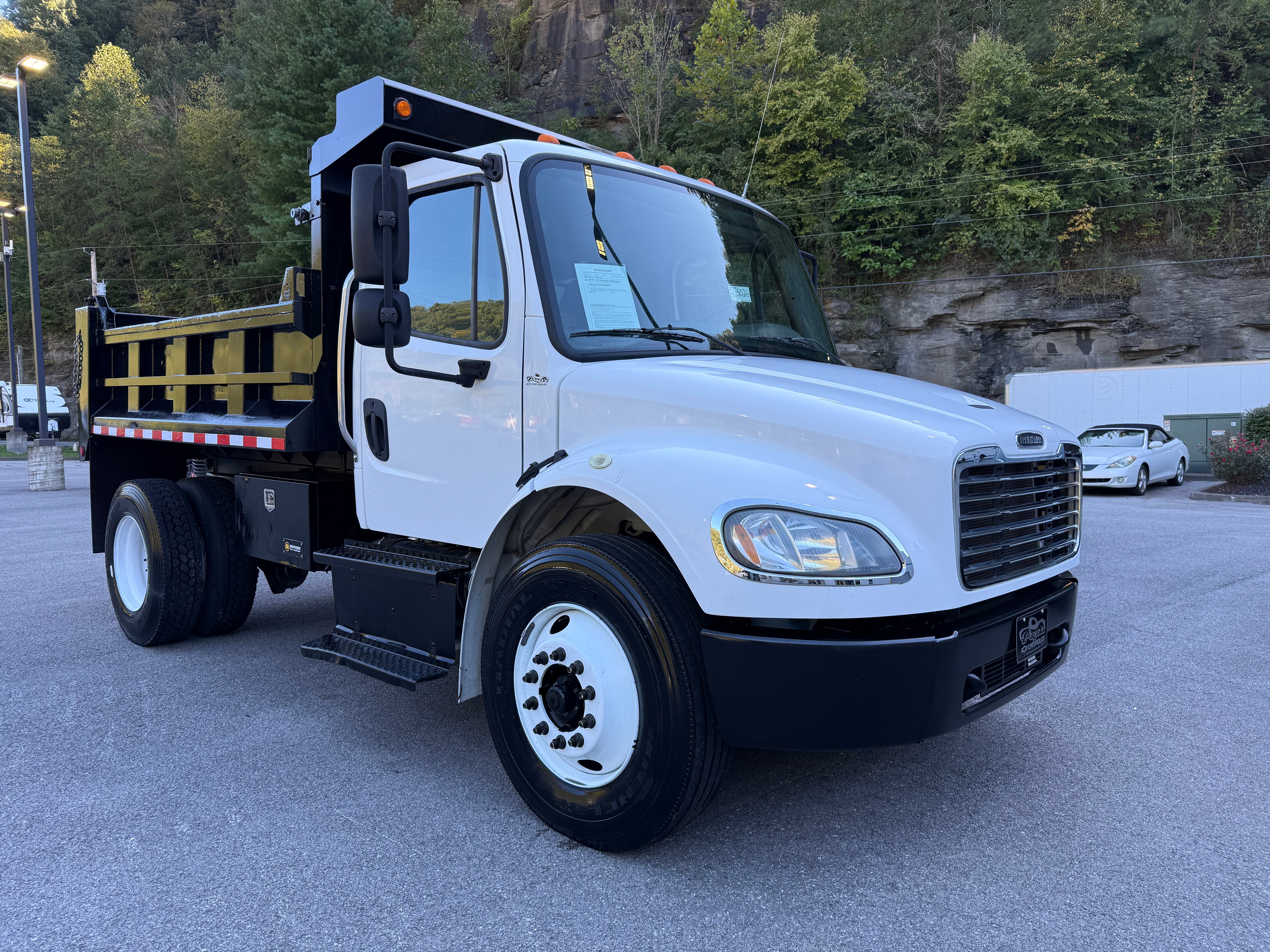 2016 Freightliner M2 Base