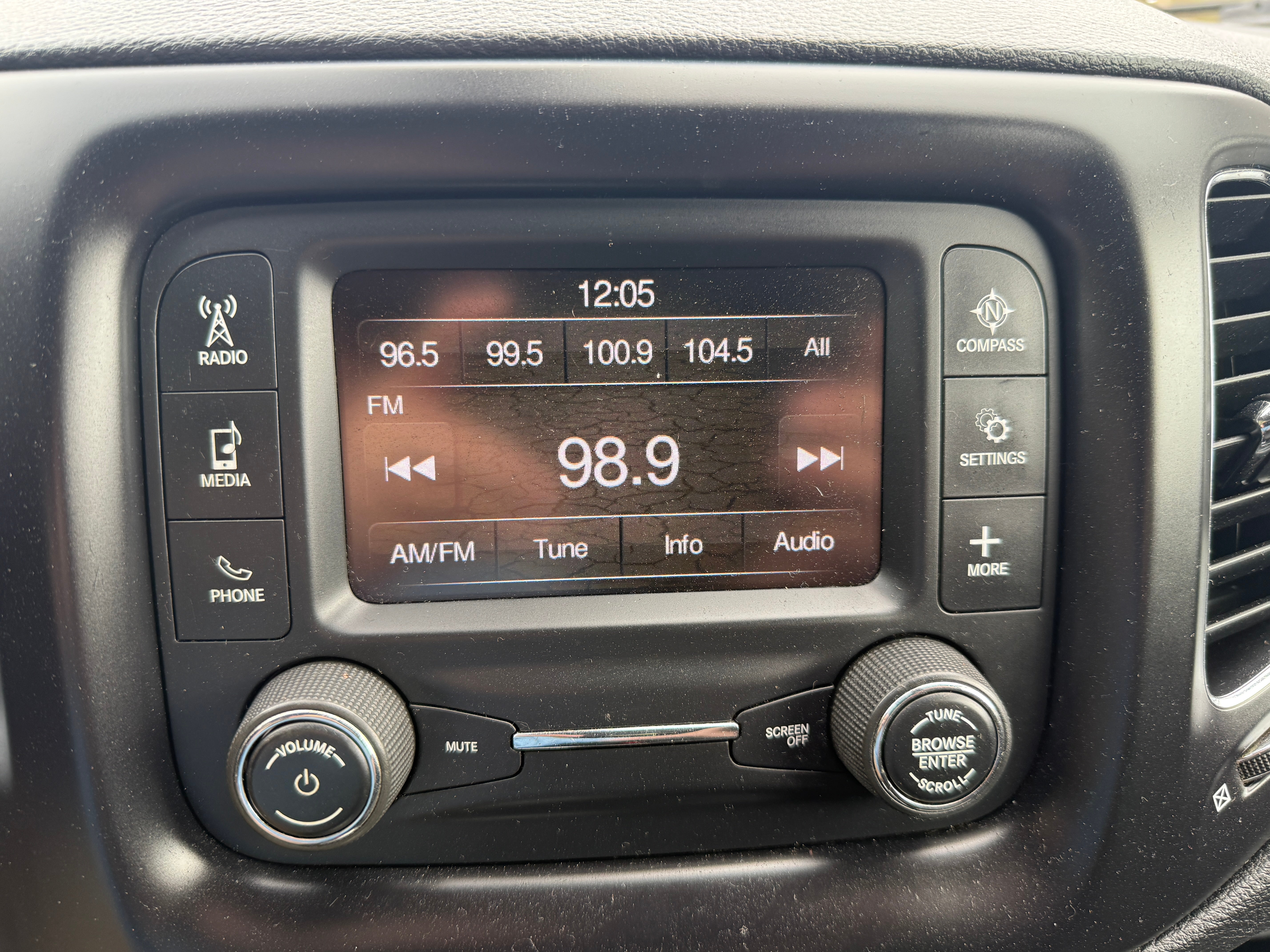 2018 Jeep Compass Sport