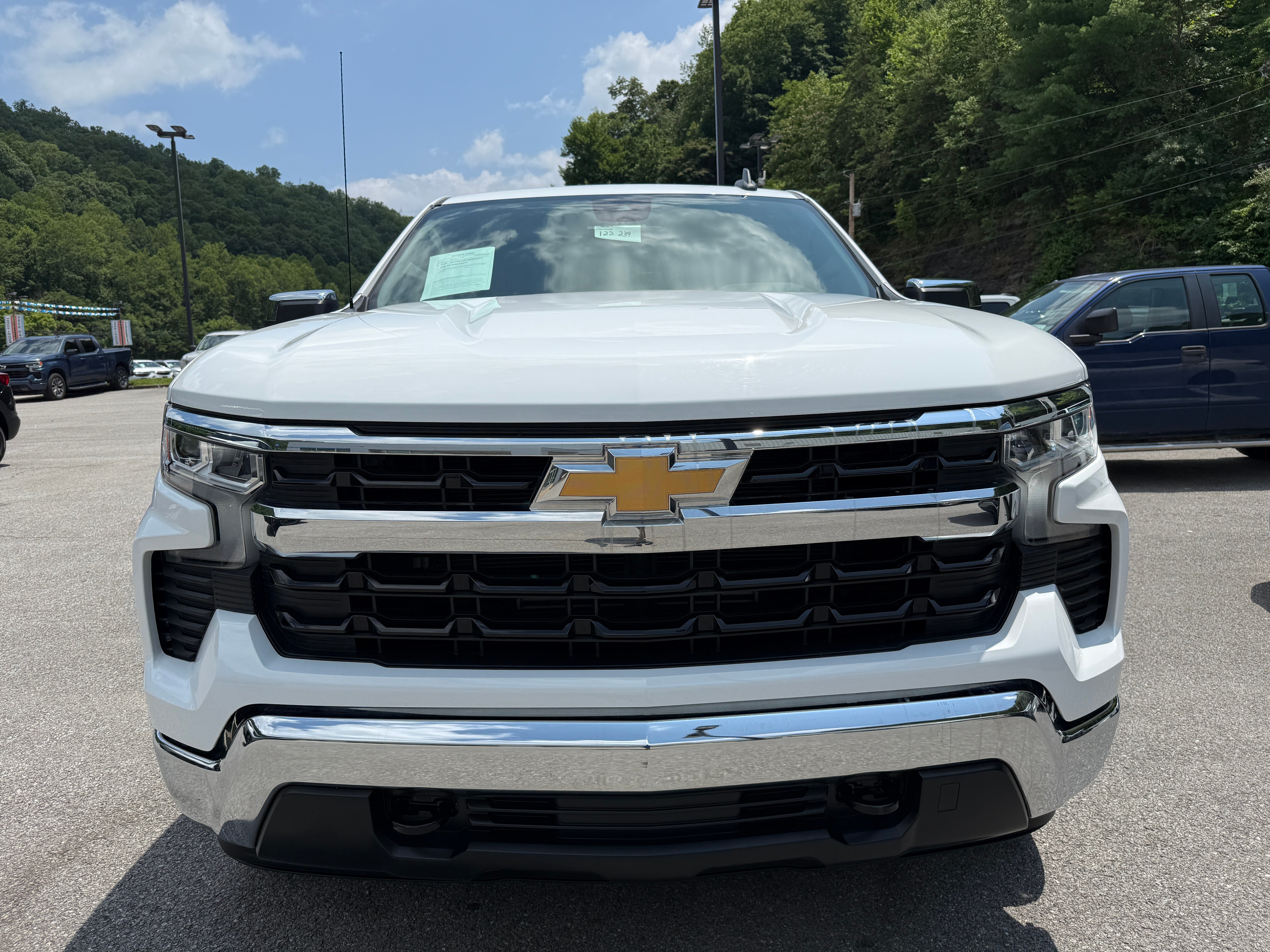 2024 Chevrolet Silverado 1500 LT (2FL)
