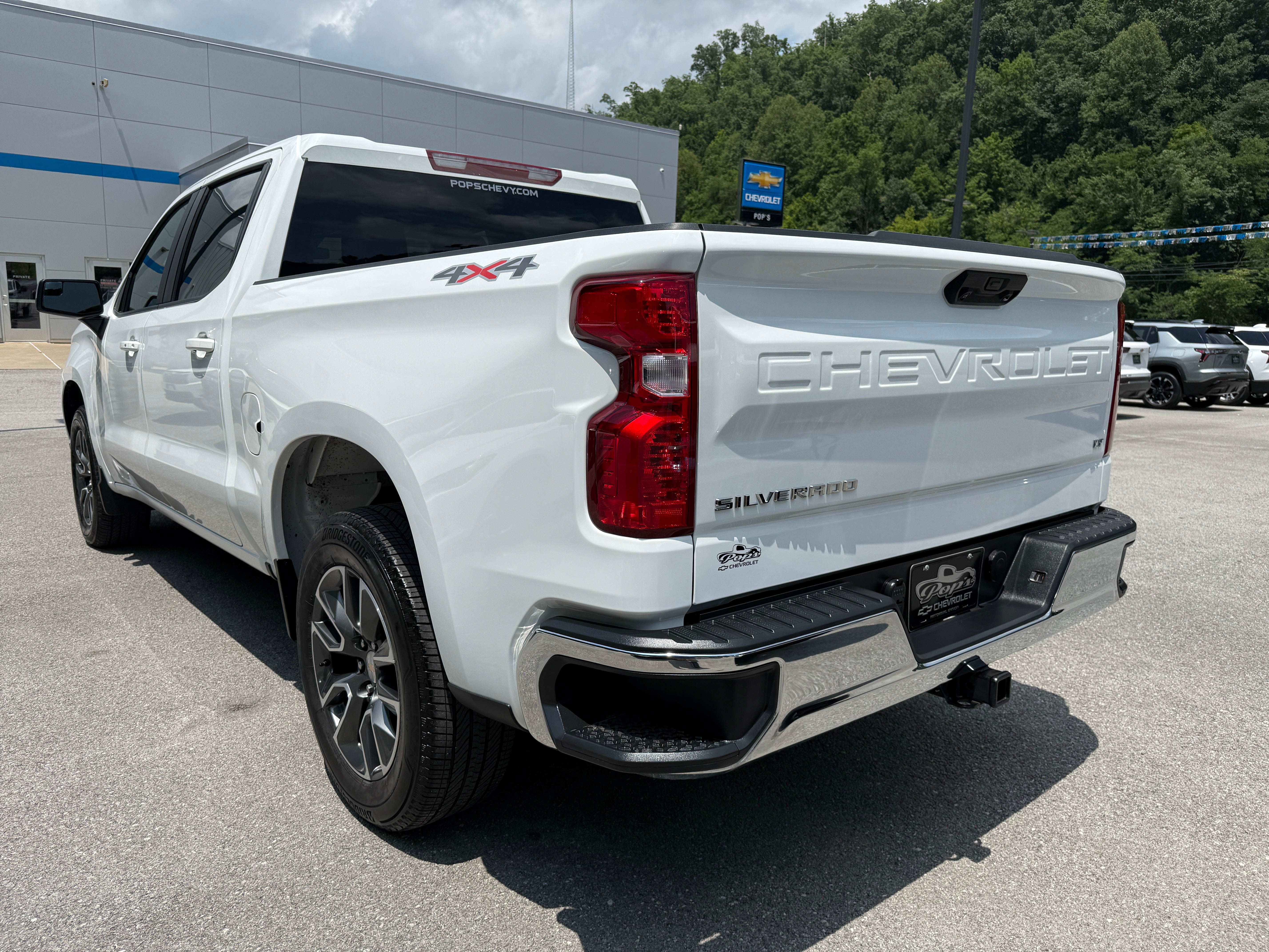 2024 Chevrolet Silverado 1500 LT (2FL)