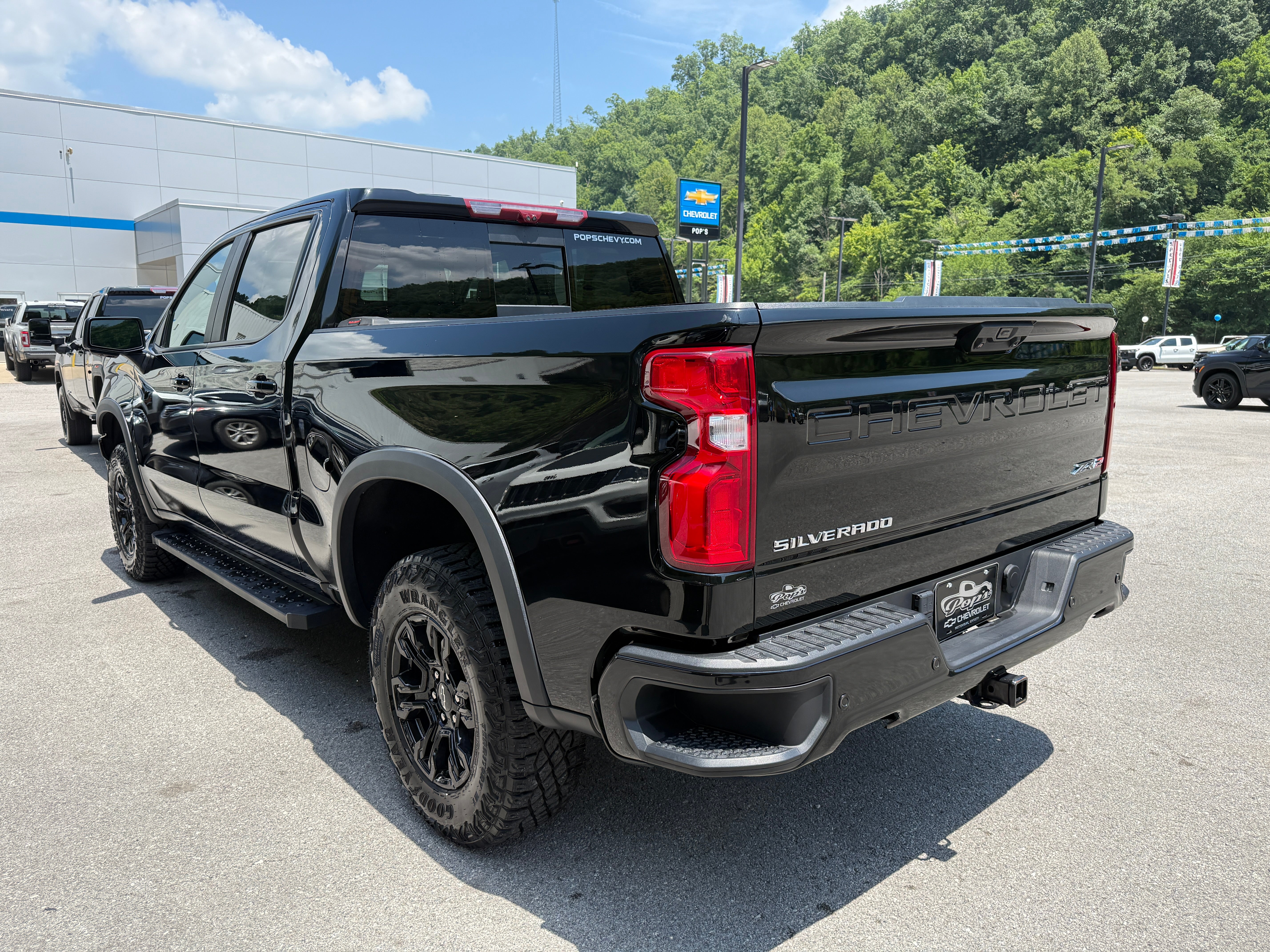2023 Chevrolet Silverado 1500 ZR2