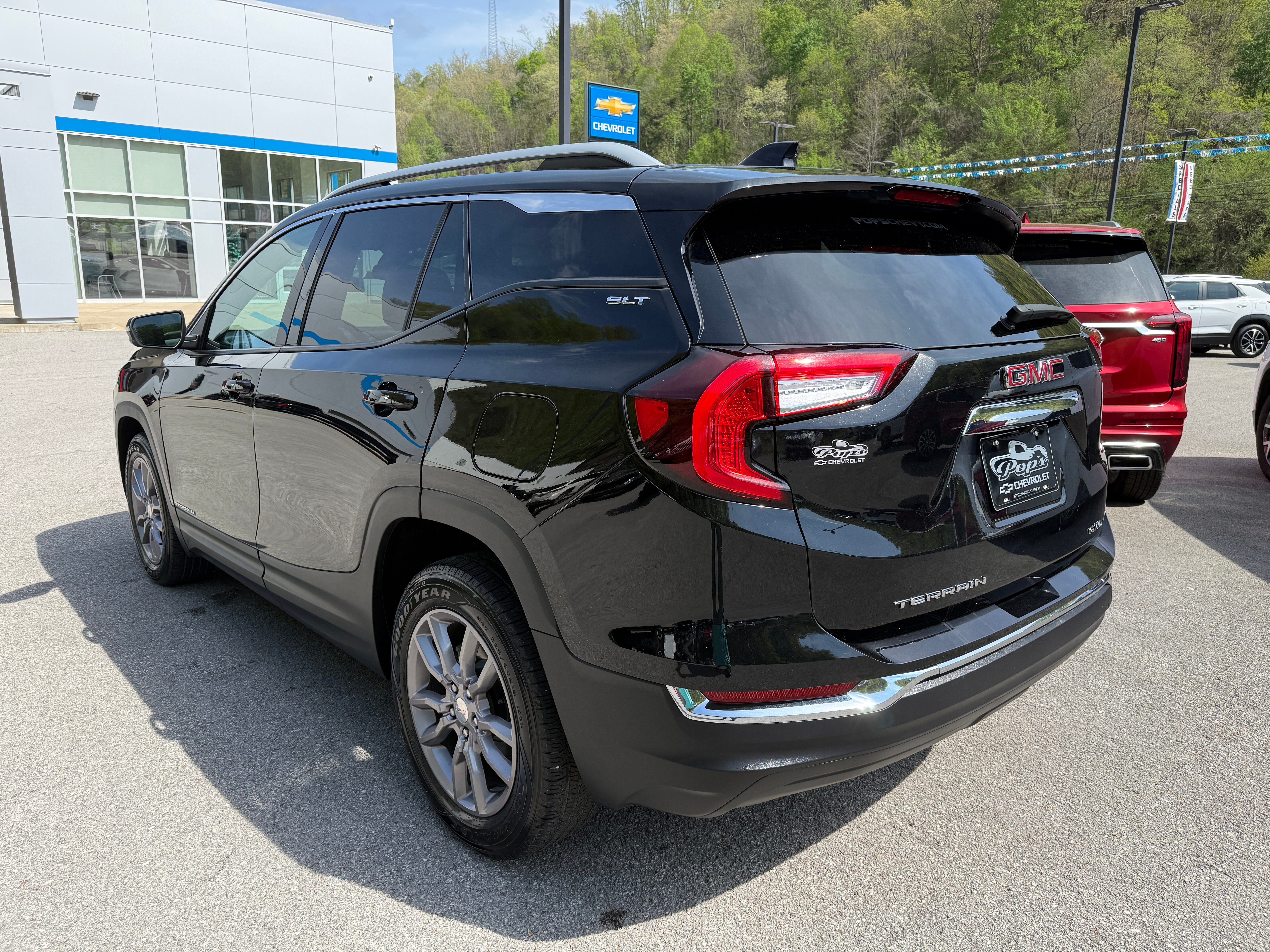 2024 GMC Terrain SLT