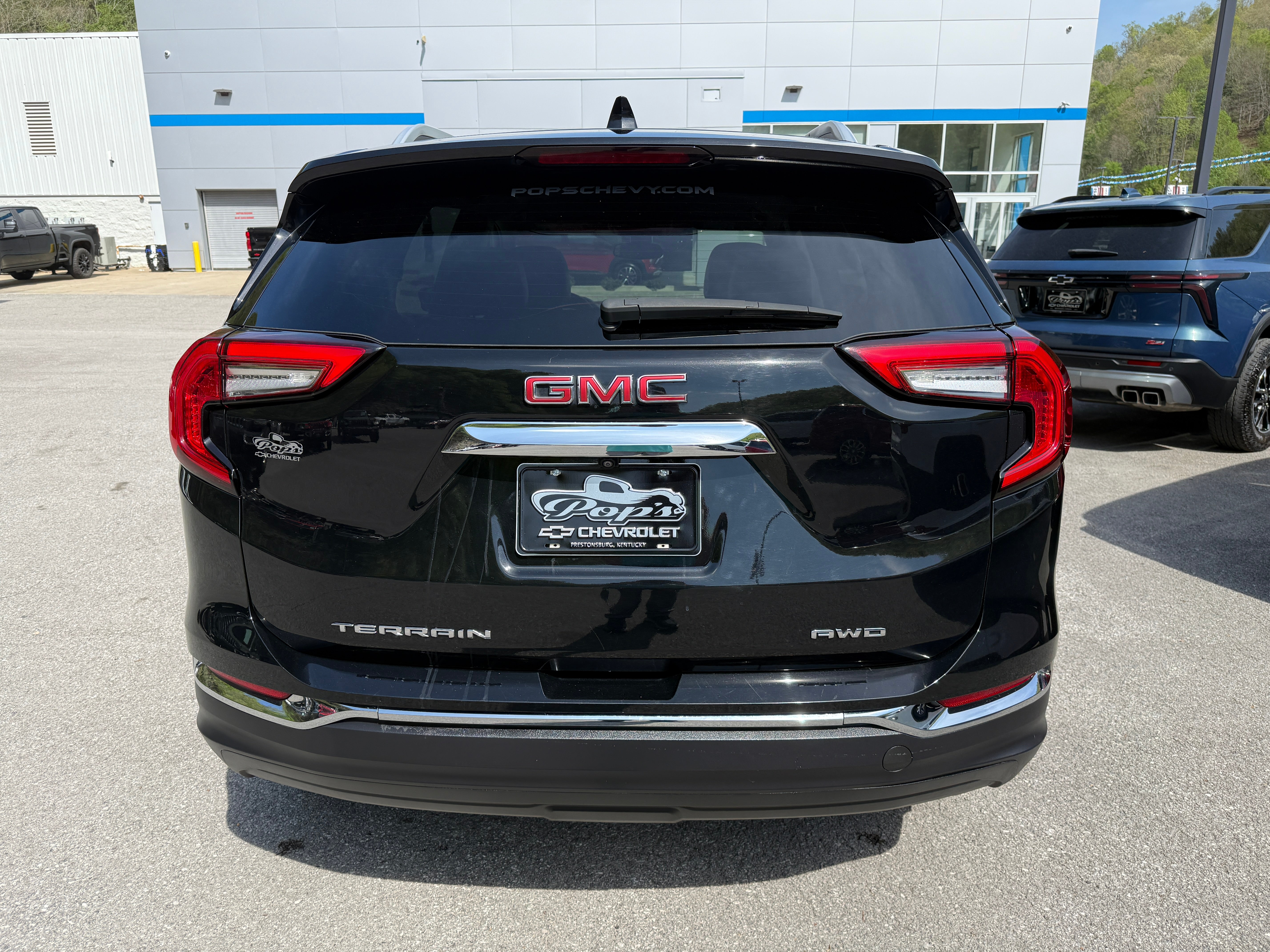 2024 GMC Terrain SLT