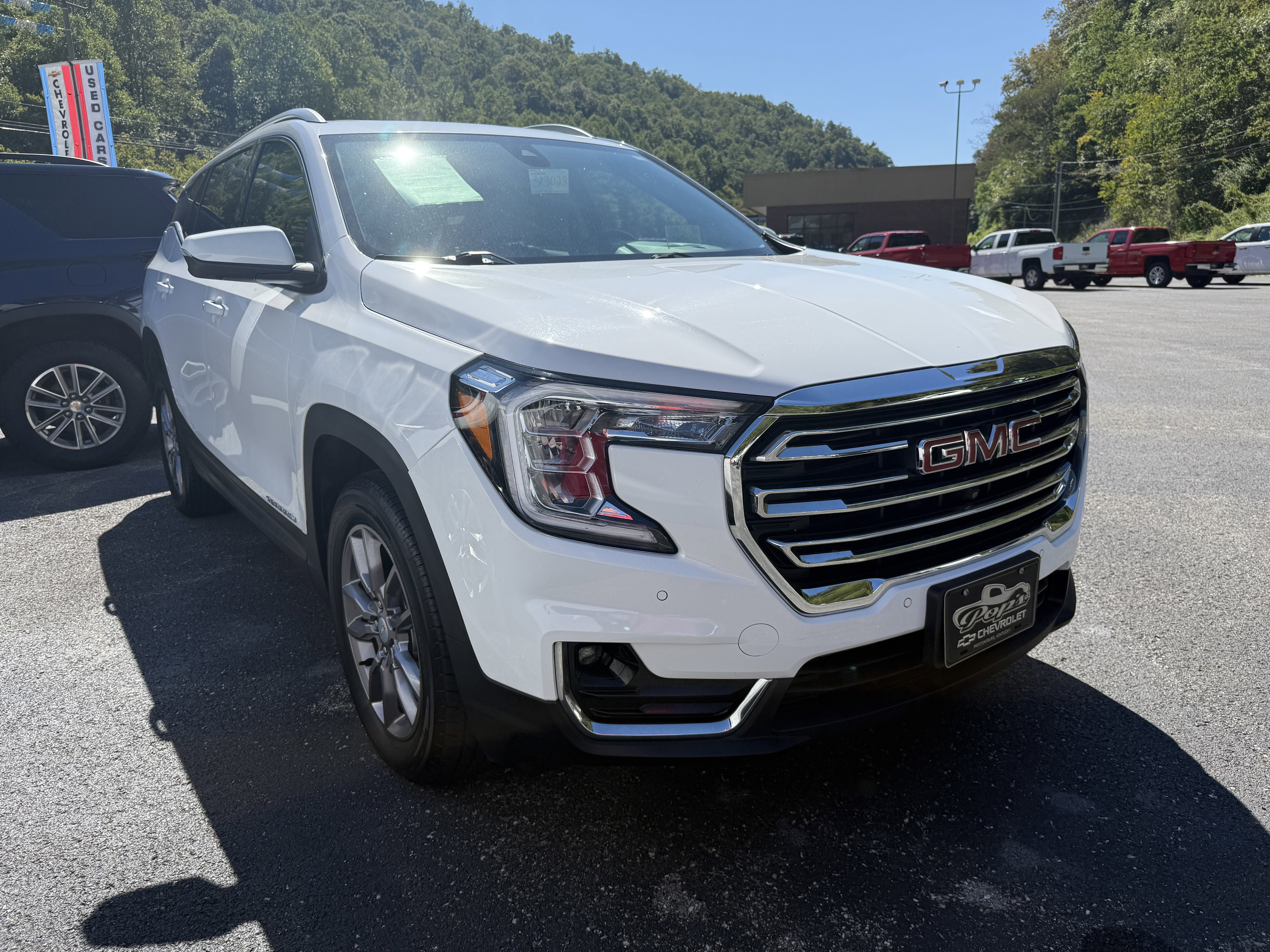 2022 GMC Terrain SLT