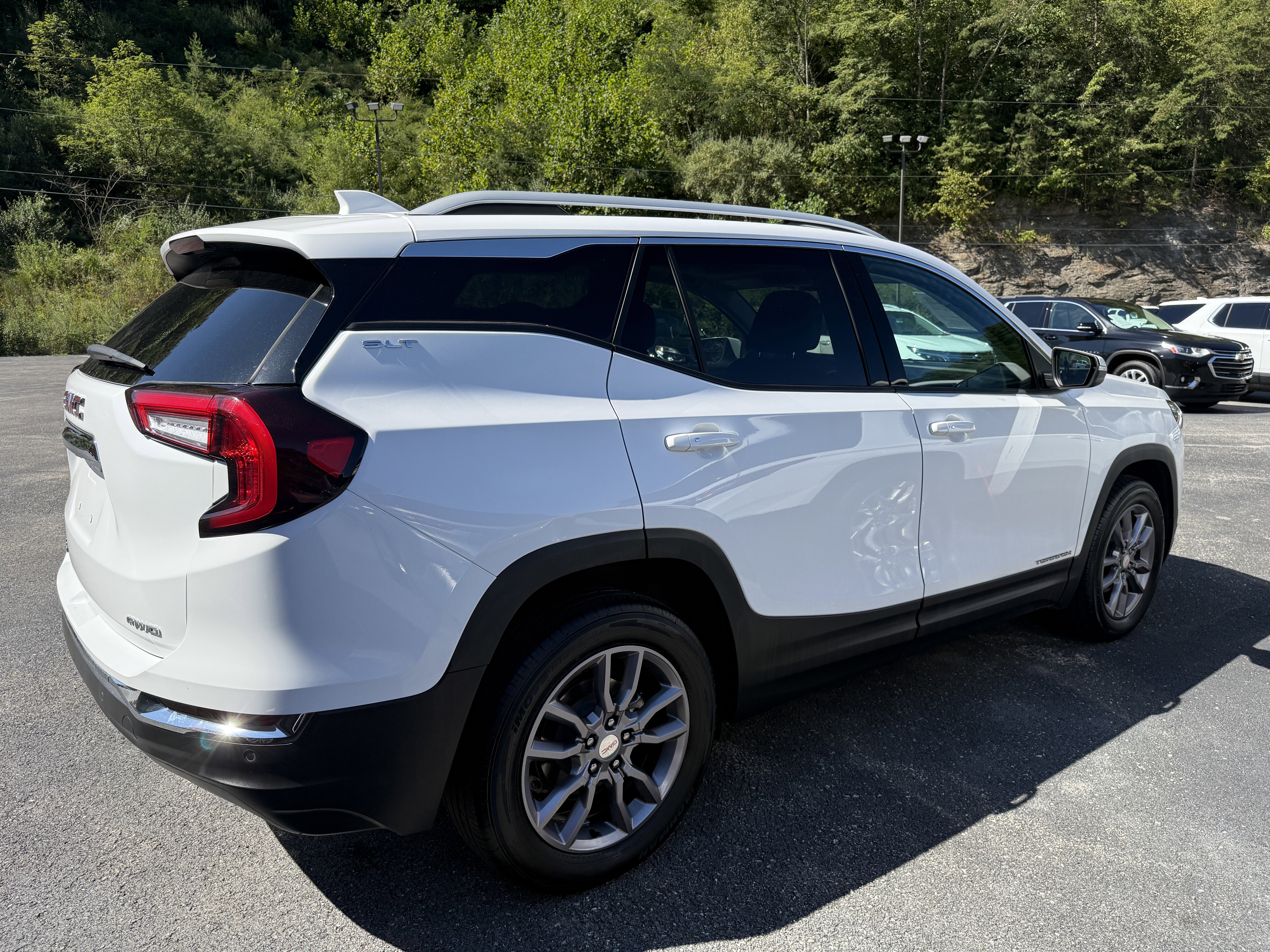 2022 GMC Terrain SLT