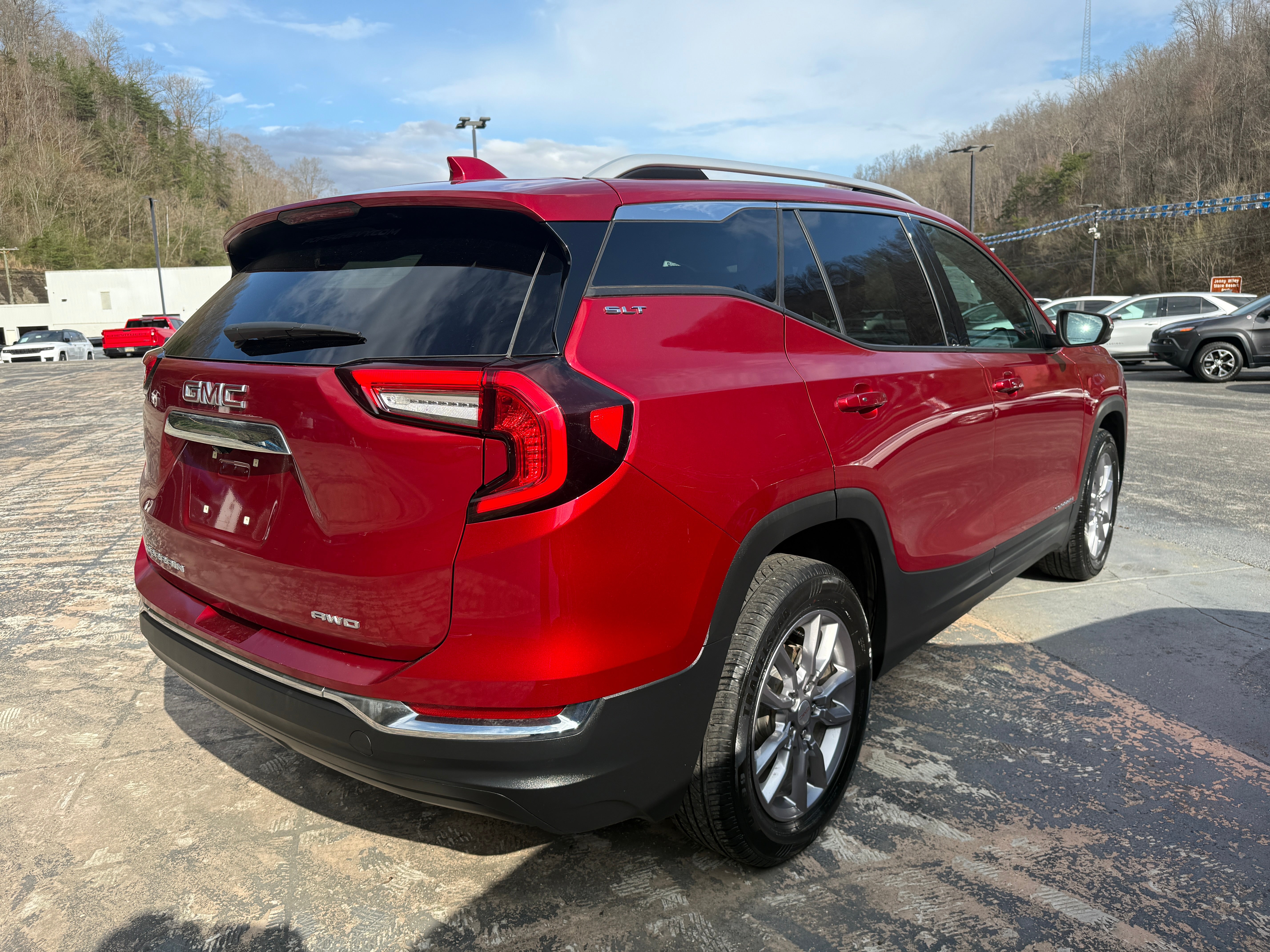 2022 GMC Terrain SLT