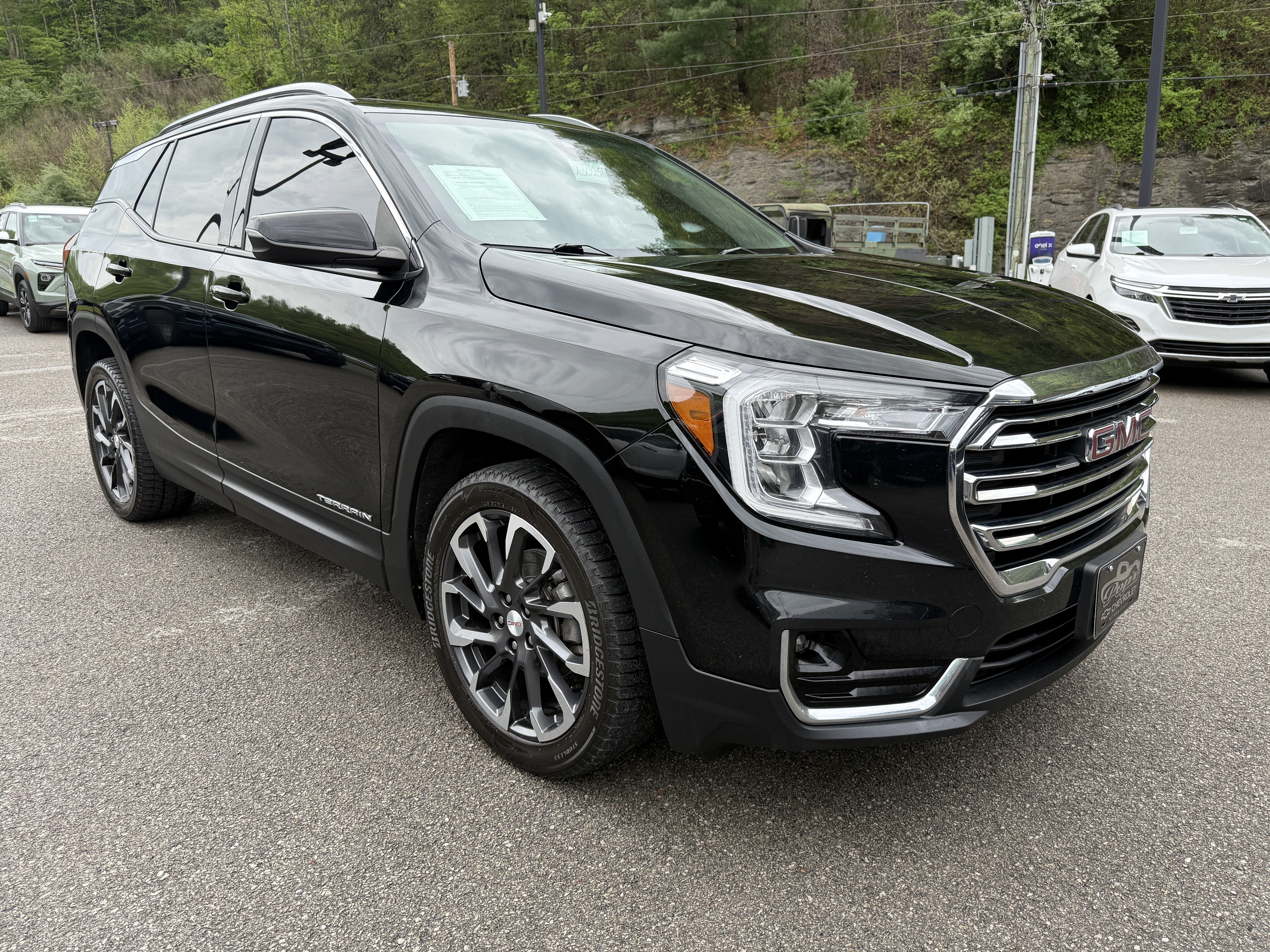 2022 GMC Terrain SLT