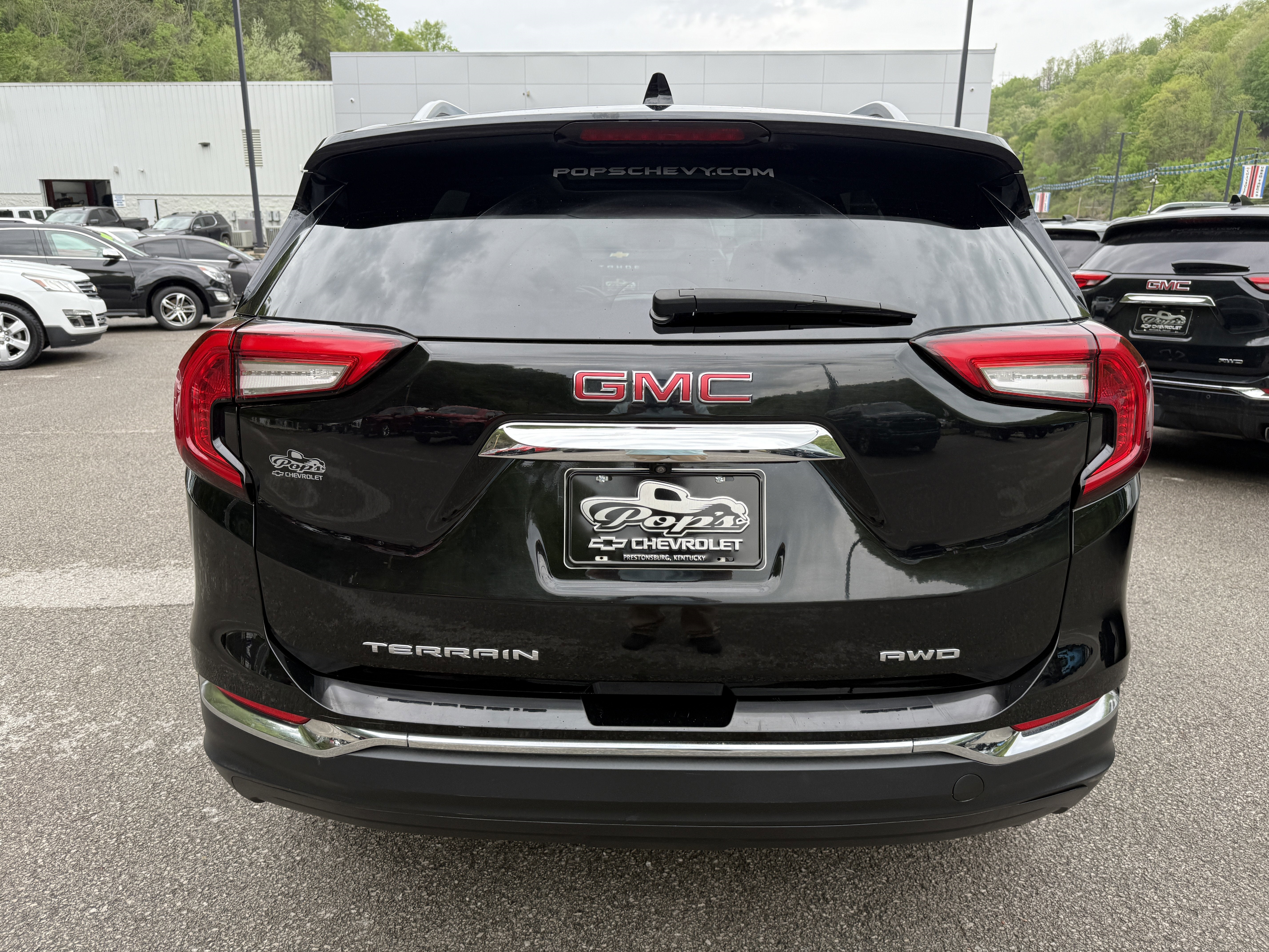 2022 GMC Terrain SLT
